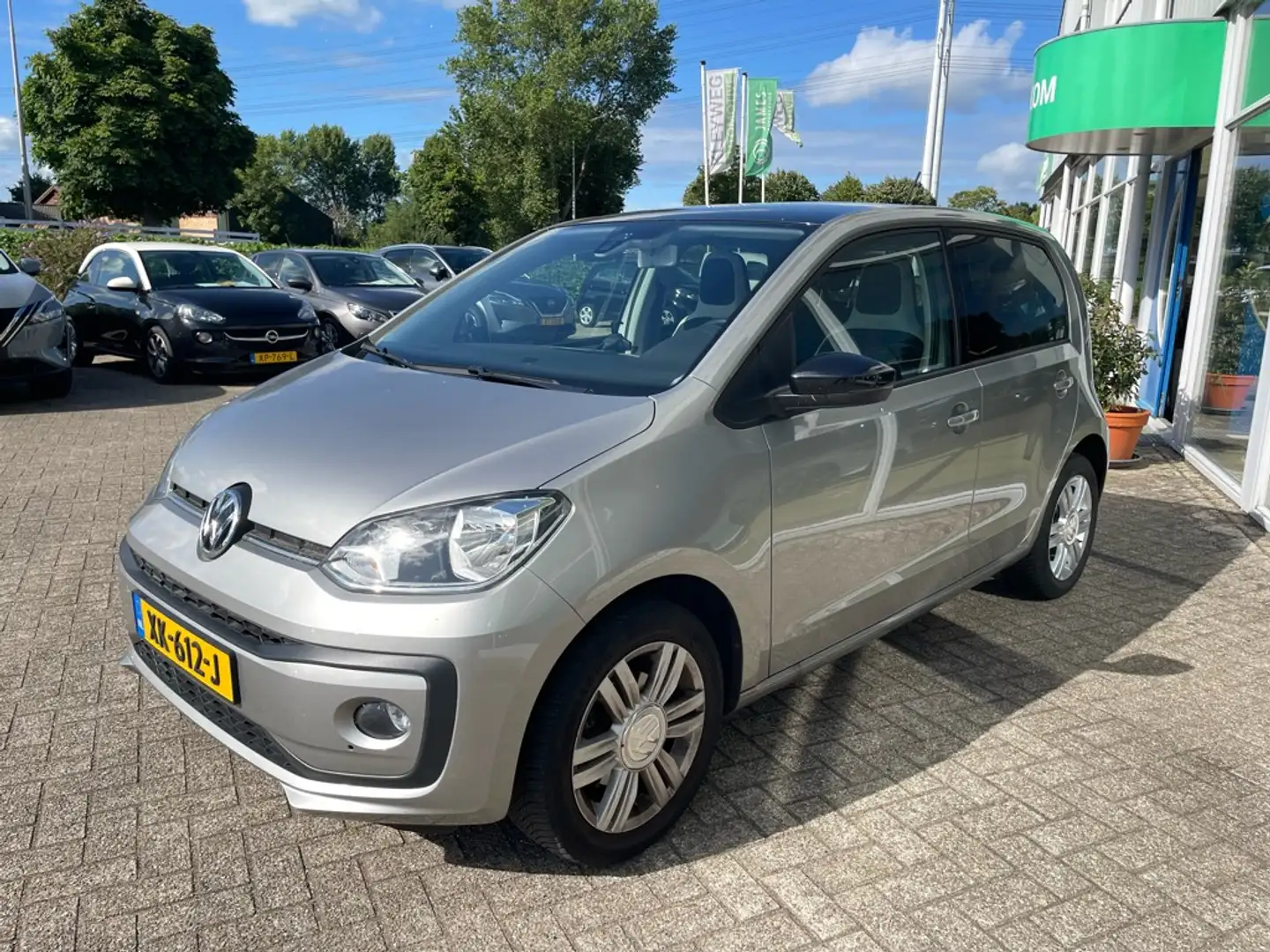 Volkswagen up! 1.0 BMT high up! Clima, Stoelverwarming, Bluetooth Grigio - 2