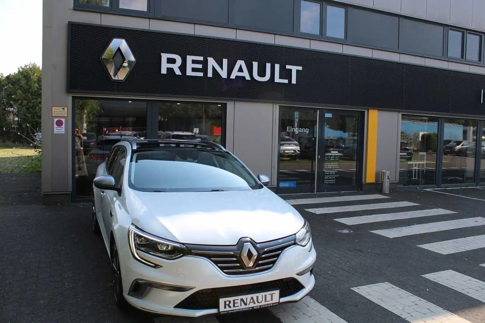 Renault Megane Grandtour TCe 160 GPF EDC GT LINE Weiß - 1