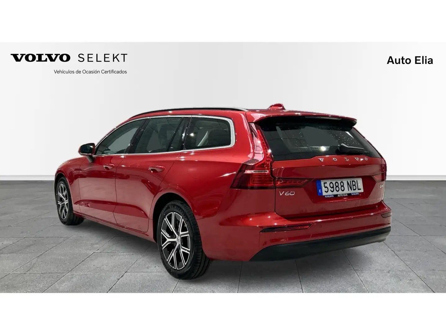 Volvo V60 B4 Core Aut. Czerwony - 2