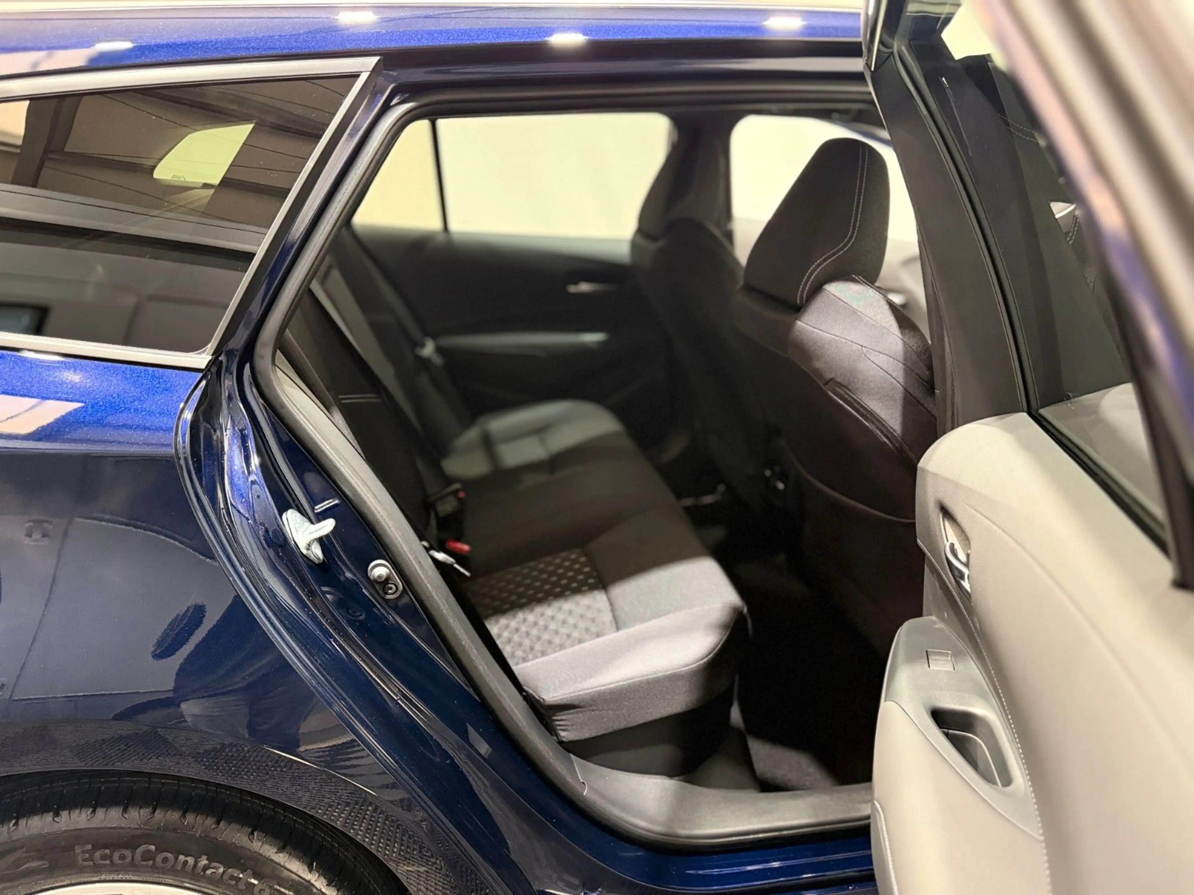 Suzuki Swace 1.8 HYBRID CVT Com+ — photo 12