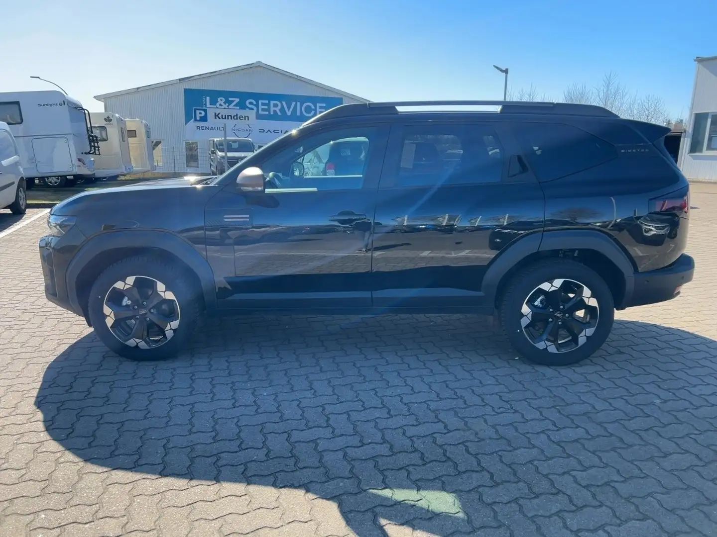 Dacia Bigster Extreme TCe 130 4x4 Schwarz - 2