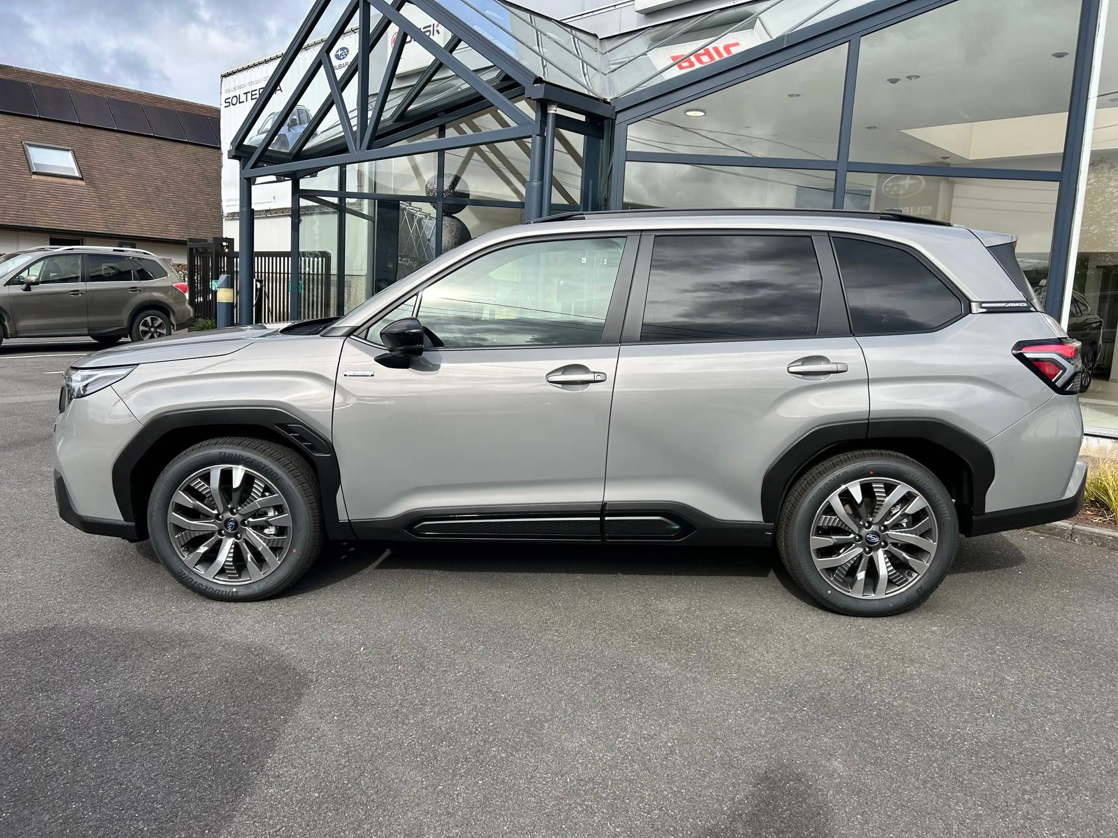 Subaru Forester Forester 2.0i-S e-Boxer Premium Premium — photo 3