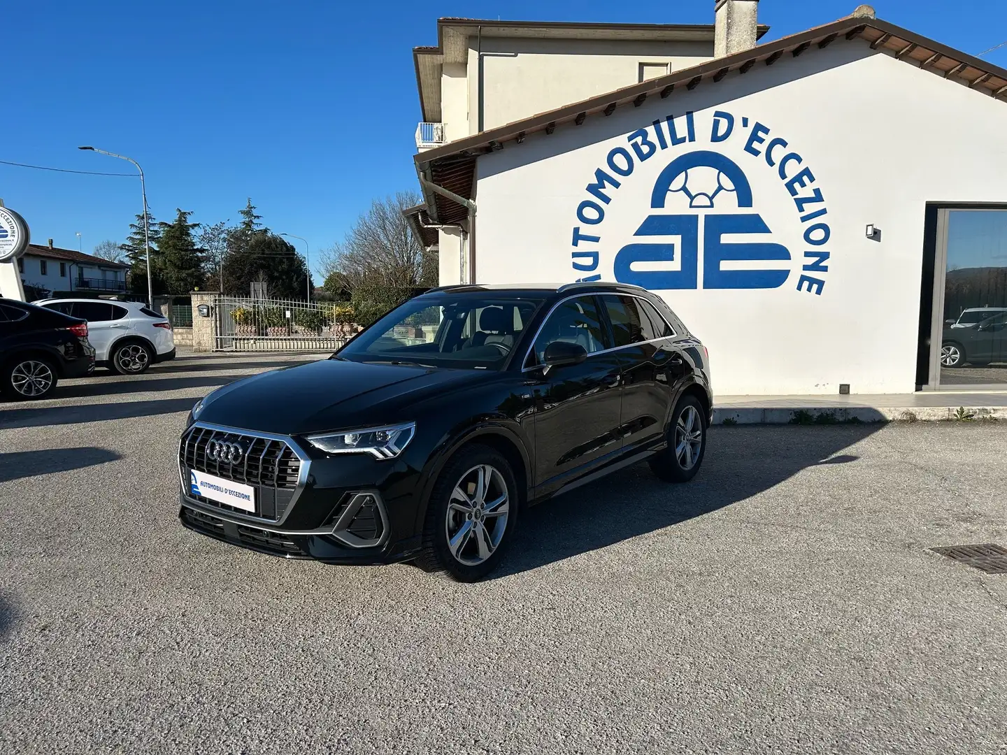 Audi Q3 Q3  35 2.0 tdi S line edition s-tronic Nero - 2