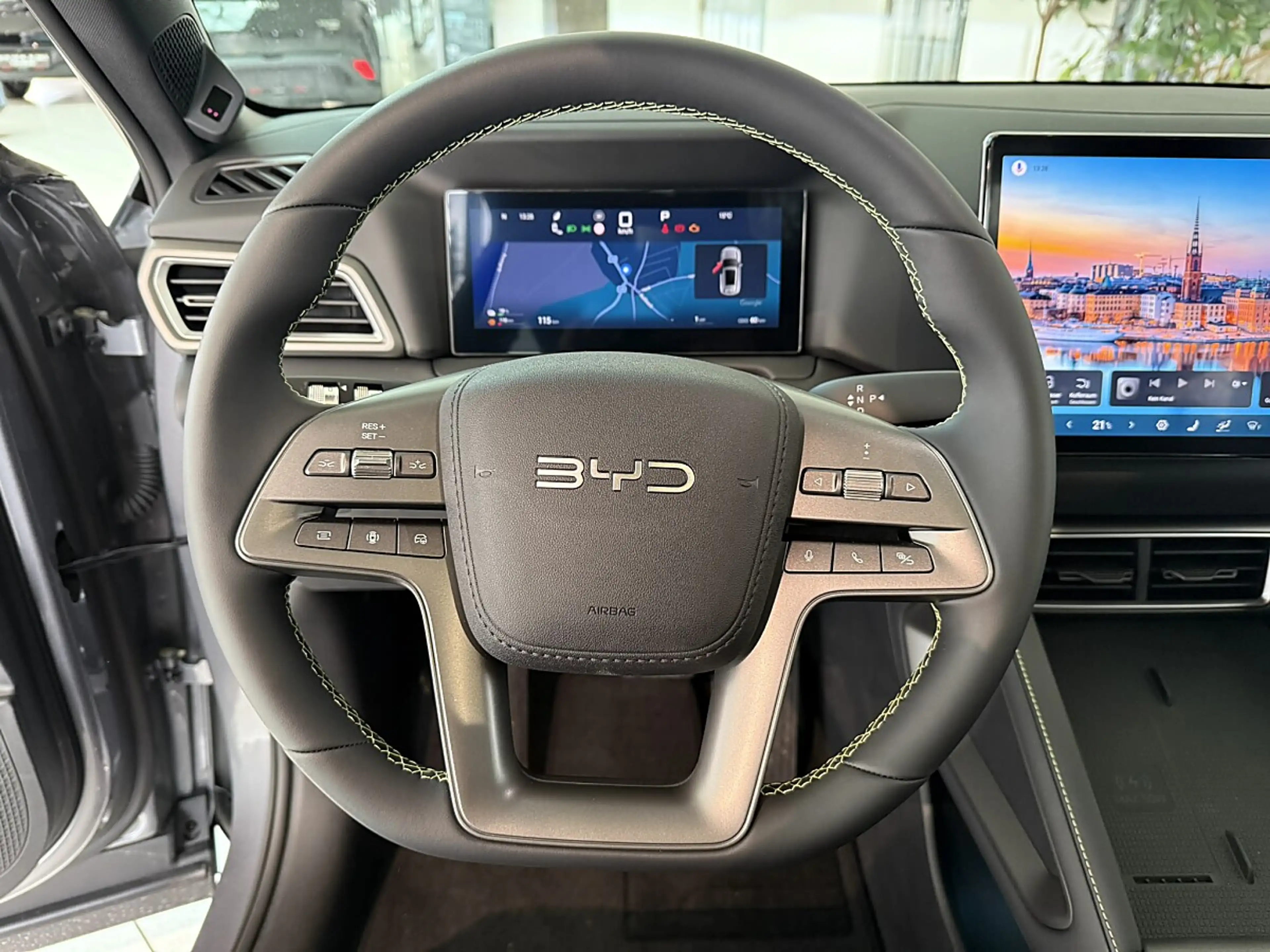 BYD Atto 2 Atto2 DM-i PHEV 18kWh Boost Österreich Paket — photo 9