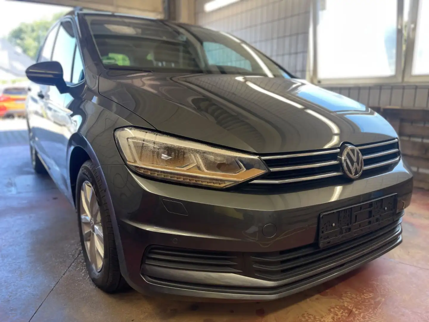 Volkswagen Touran Comfortline BMT/Start-Stopp Navi | Multi Gris - 1