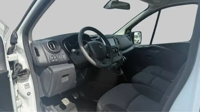 Renault Trafic view 9
