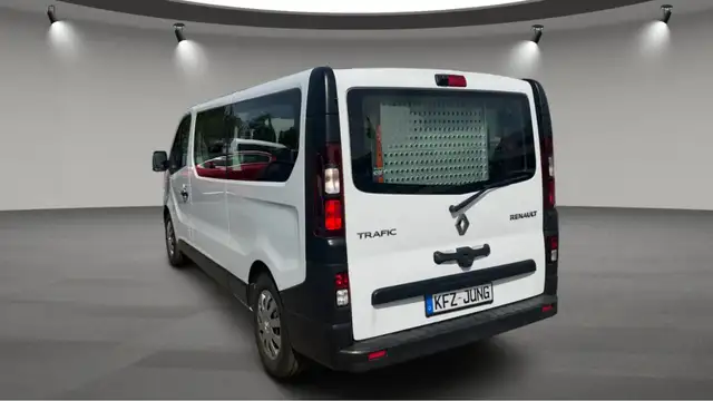 Renault Trafic view 8