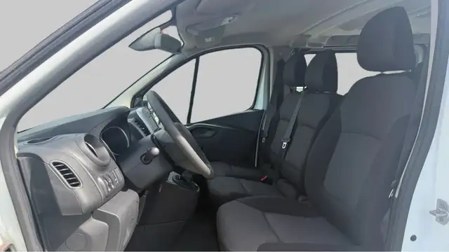 Renault Trafic view 14