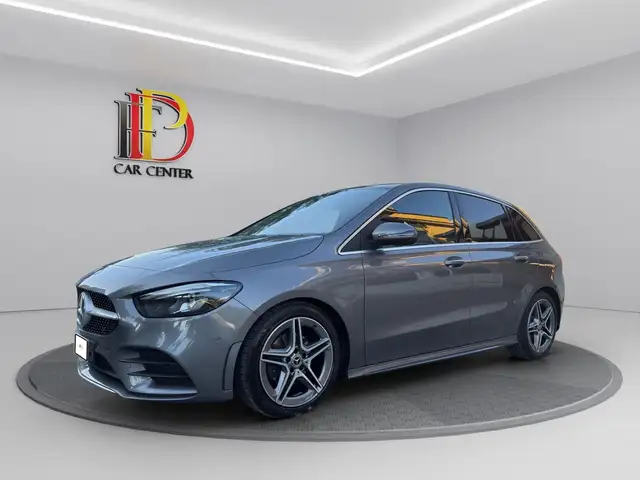 Mercedes-Benz B 180 B 180 d Automatic Premium AMG