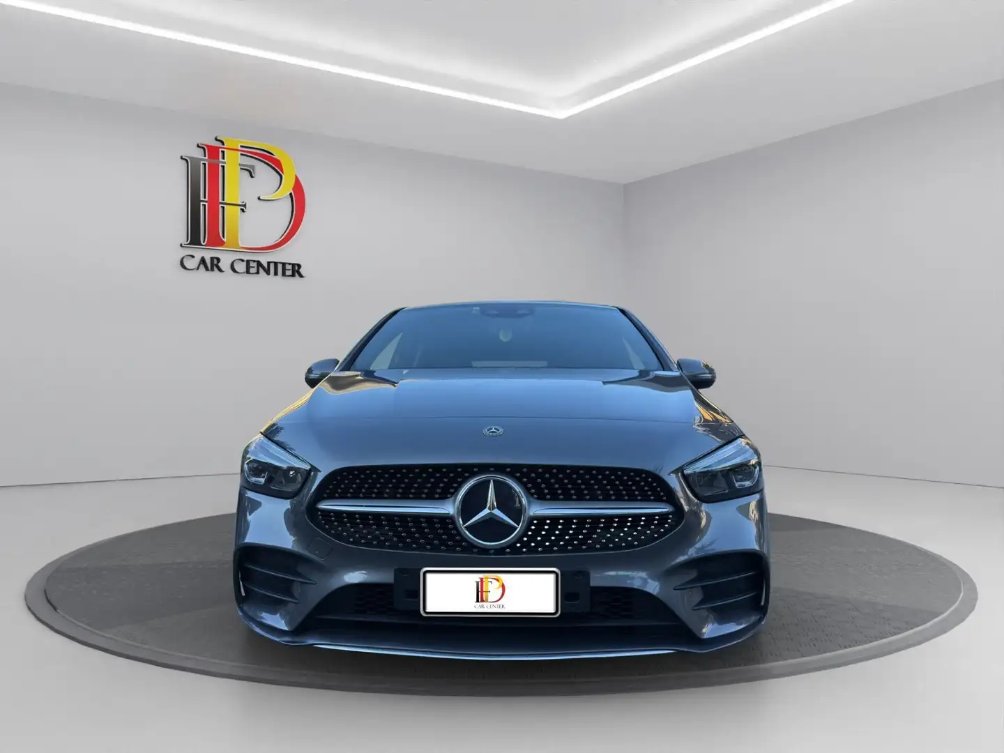 Mercedes-Benz B 180 B 180 d Automatic Premium AMG Grigio - 2