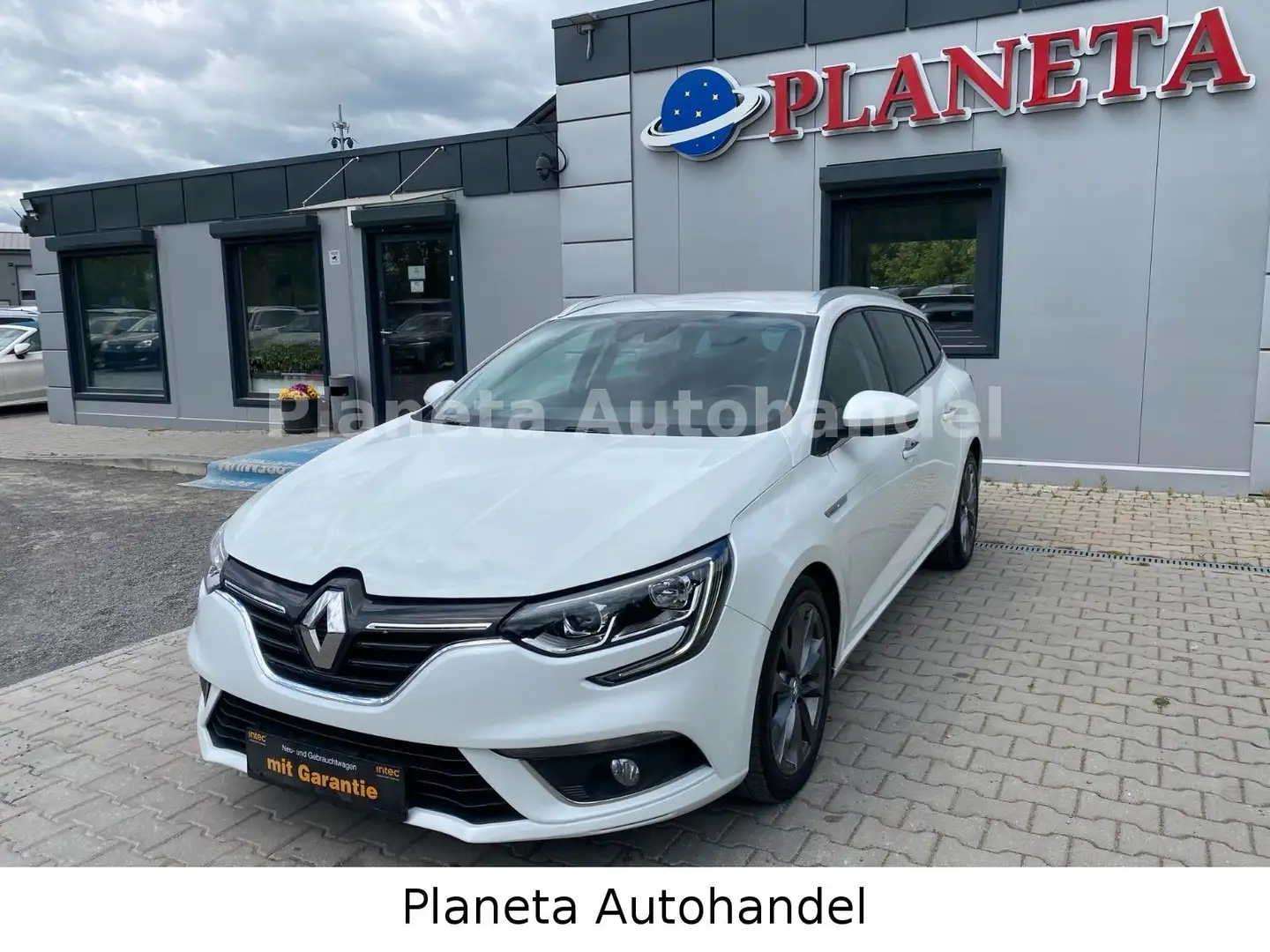 Renault Megane IV Grandtour Intens*AUTOMATIK*NAVI*EURO6* Wit - 2