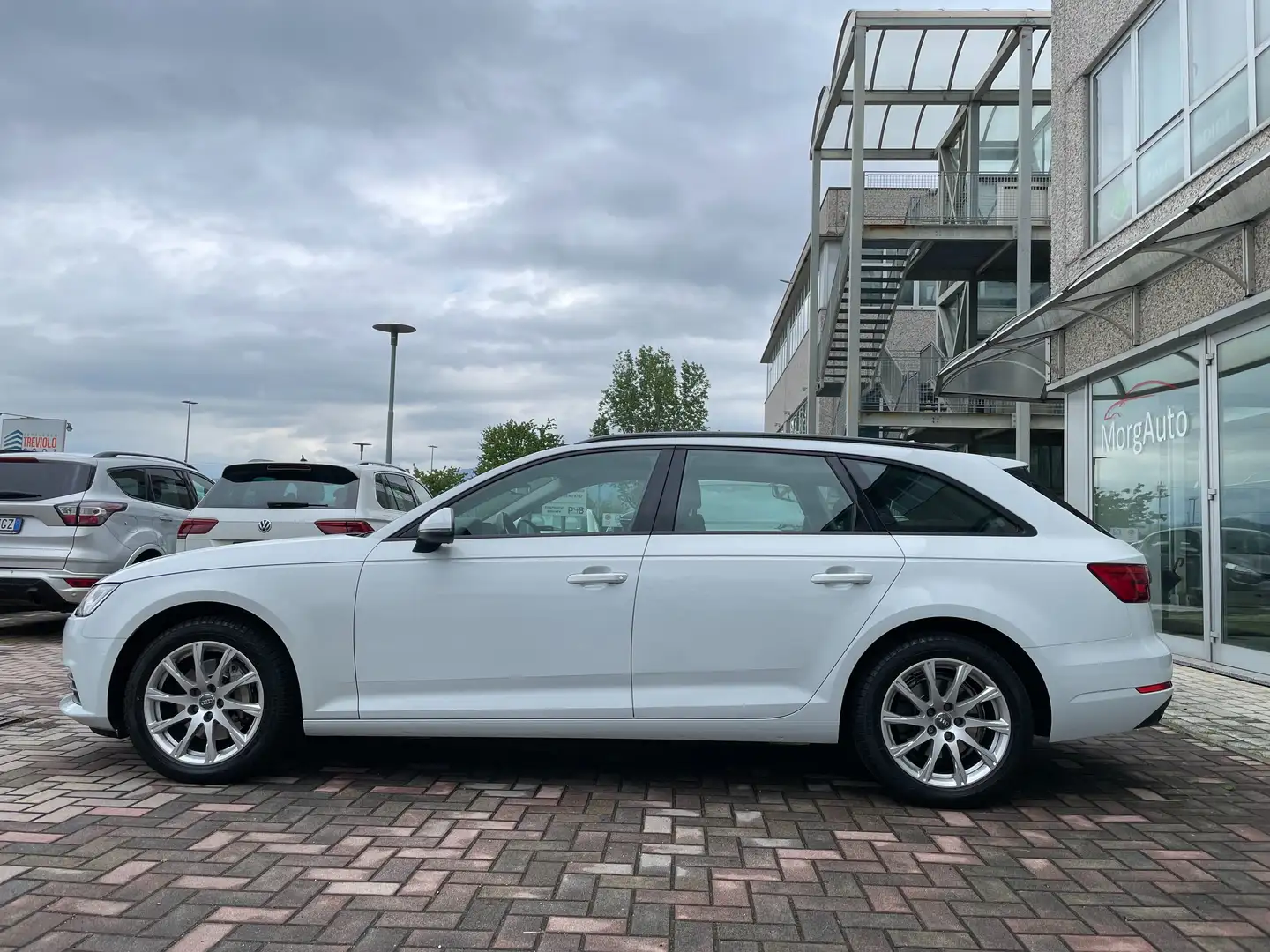 Audi A4 Avant 2.0TDI QUATTRO! AUTOMATICA! FARI FULL LED! Bianco - 2