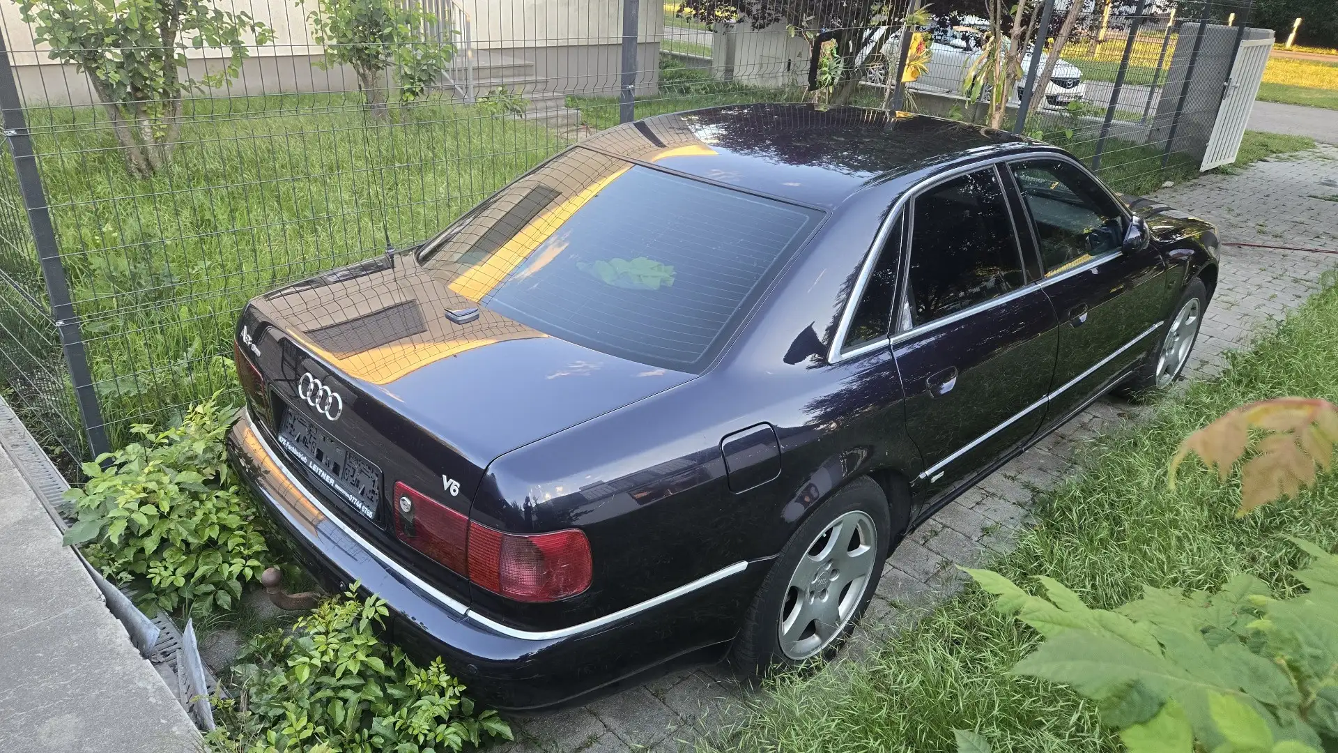 Audi A8 2.5 TDI quattro - 2