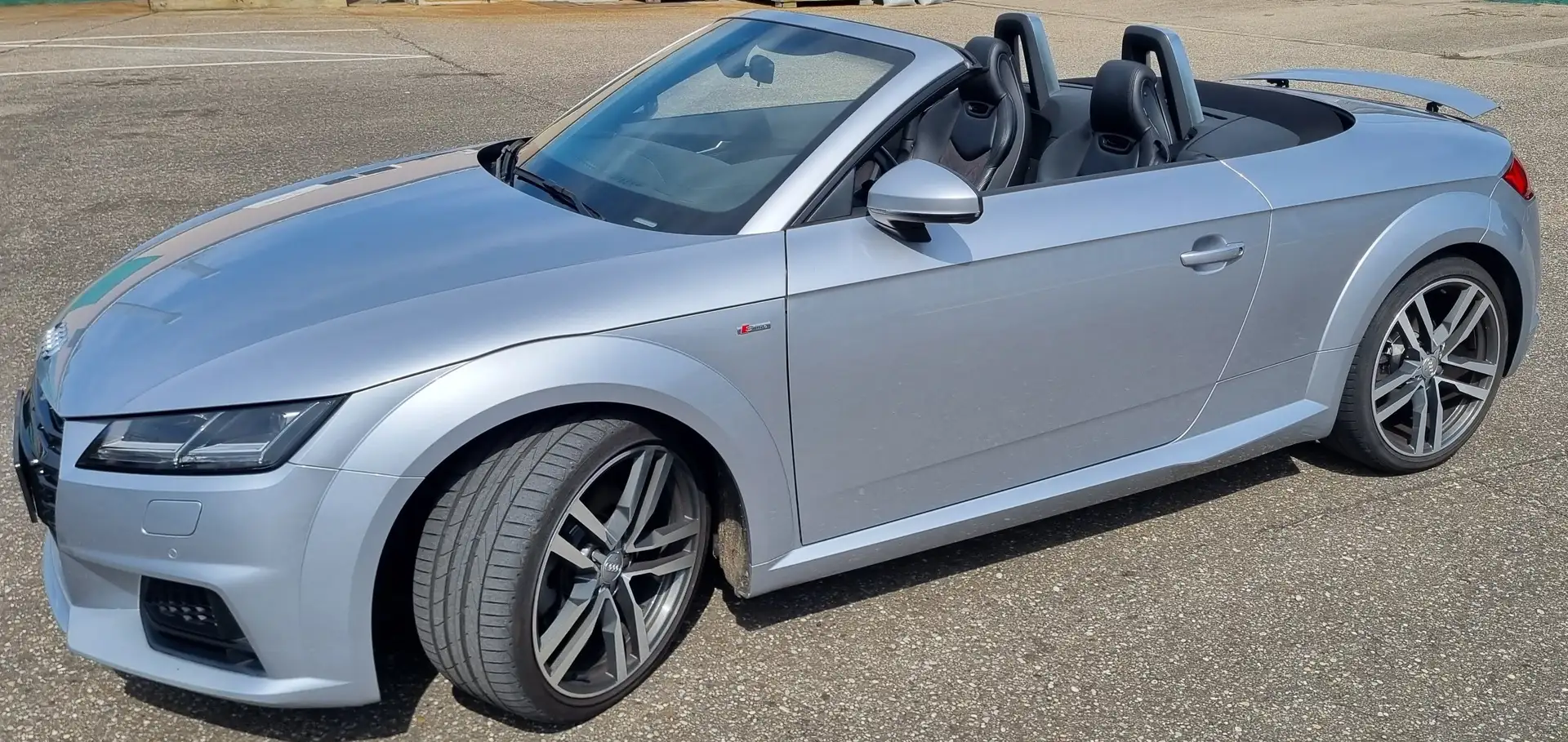 Audi TT TT Roadster 1.8 TFSI S tronic Silber - 1