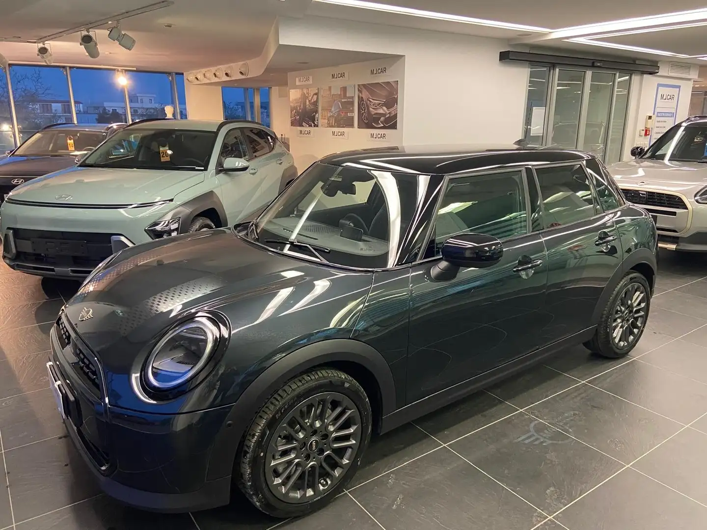 MINI Cooper C 5p 1.5 C Classic auto Gris - 1