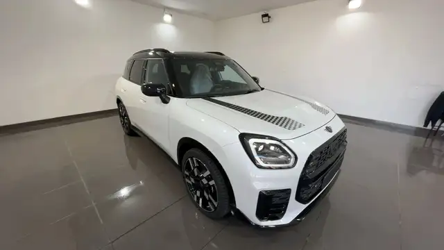 MINI Countryman D Mini Countryman 2.0 48V D JCW auto