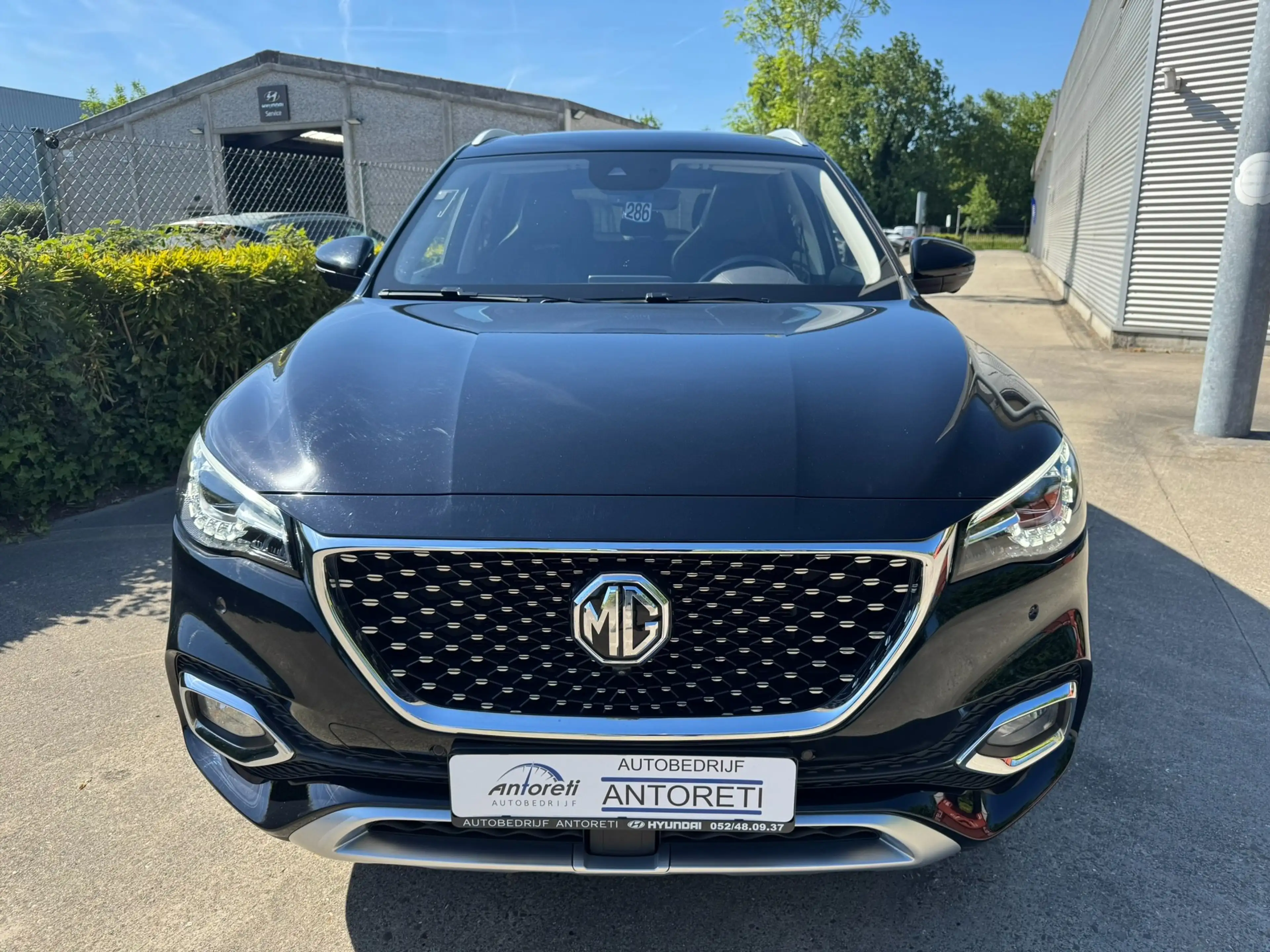 MG EHS PHEV Luxery FULL OPTION — photo 2