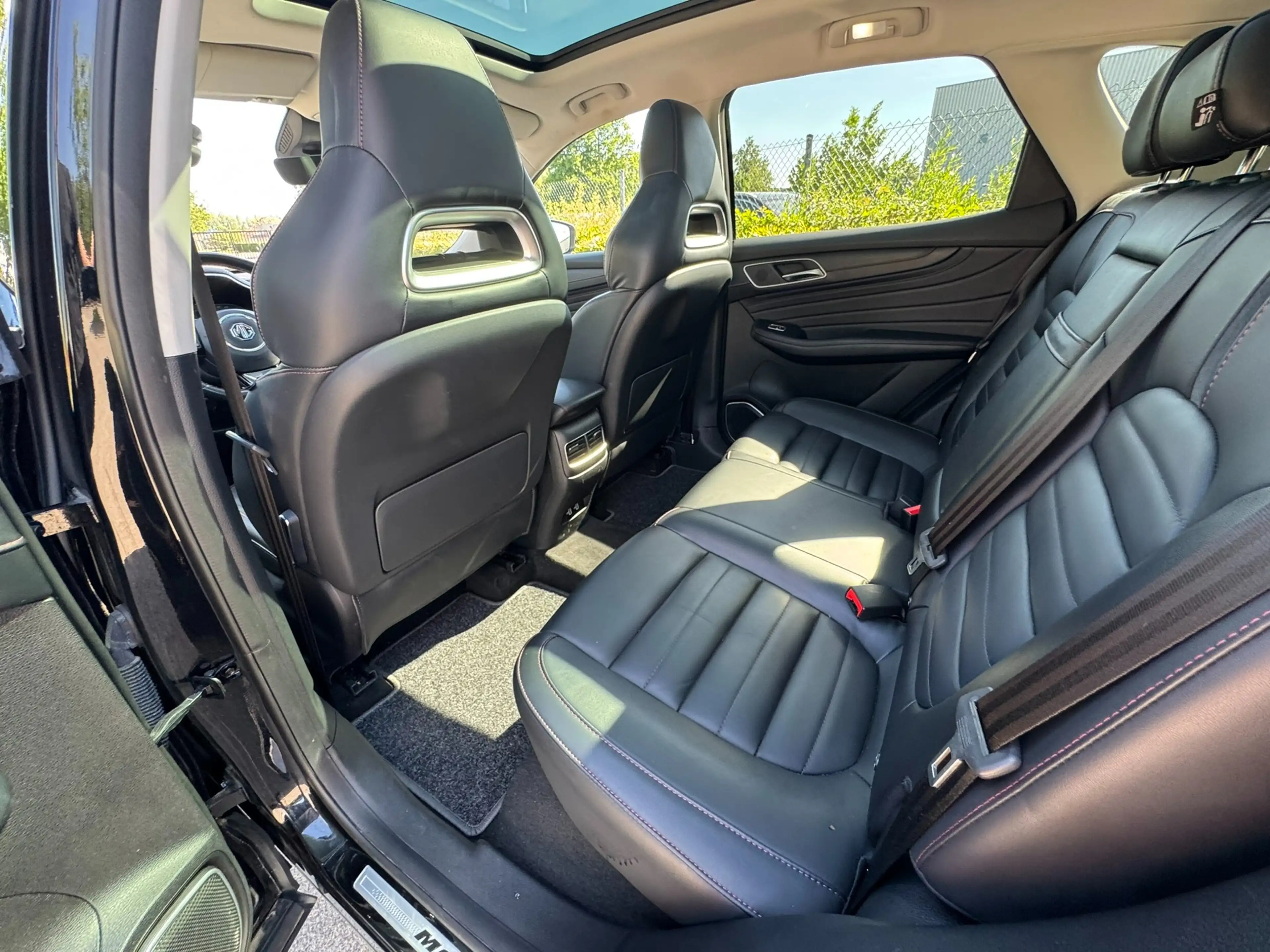 MG EHS PHEV Luxery FULL OPTION — photo 7