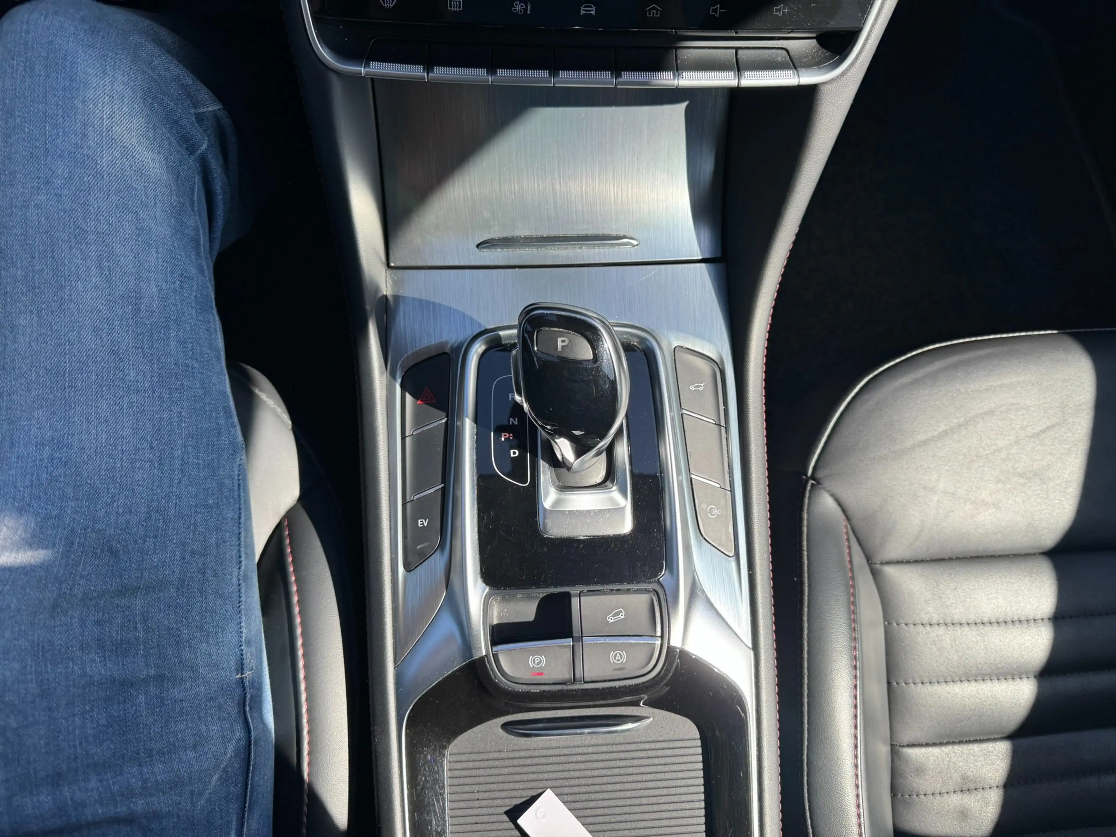 MG EHS PHEV Luxery FULL OPTION — photo 15
