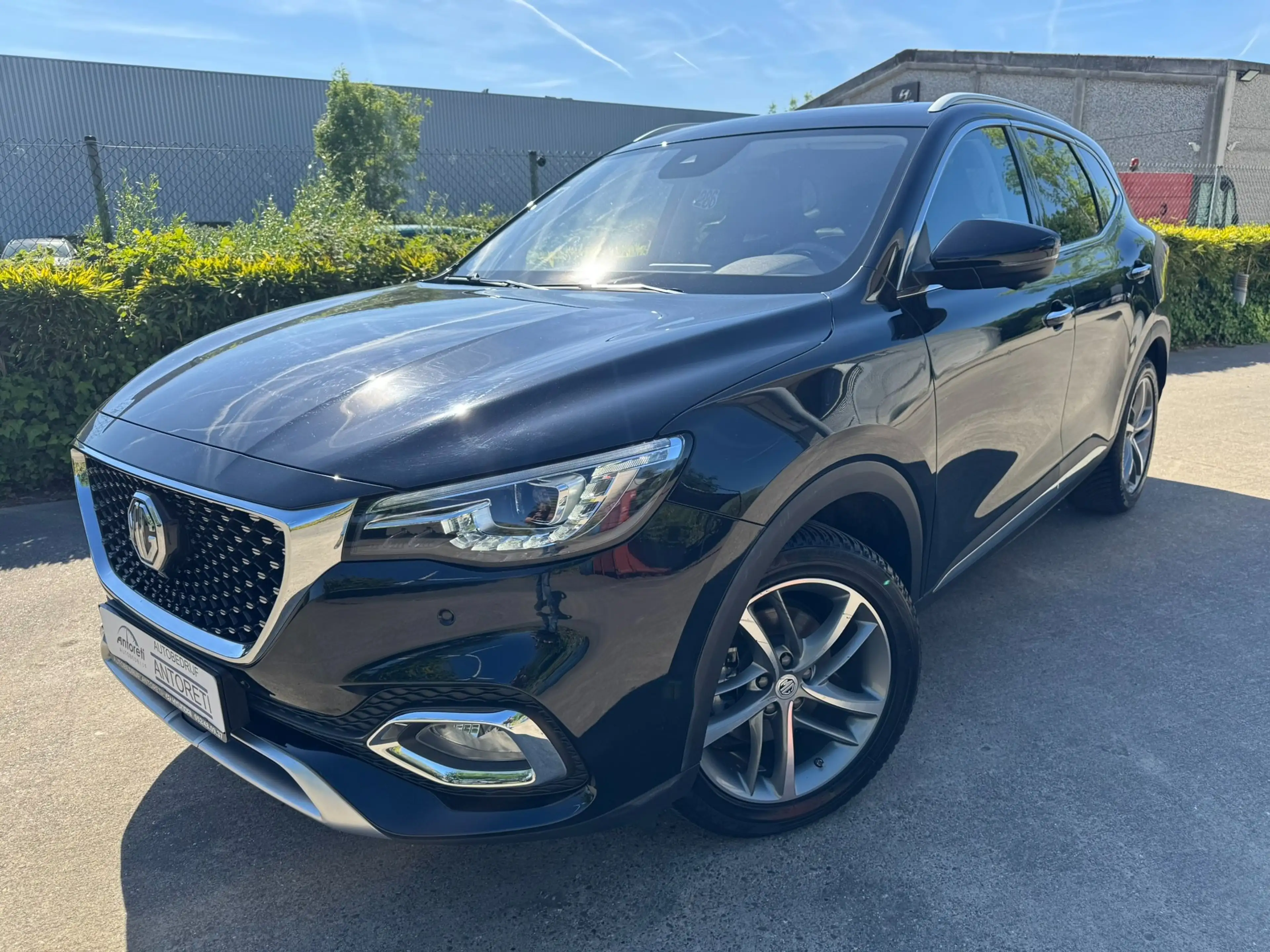 MG EHS PHEV Luxery FULL OPTION — photo 3