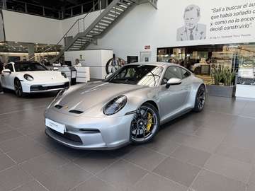 GT3 Touring Package PDK