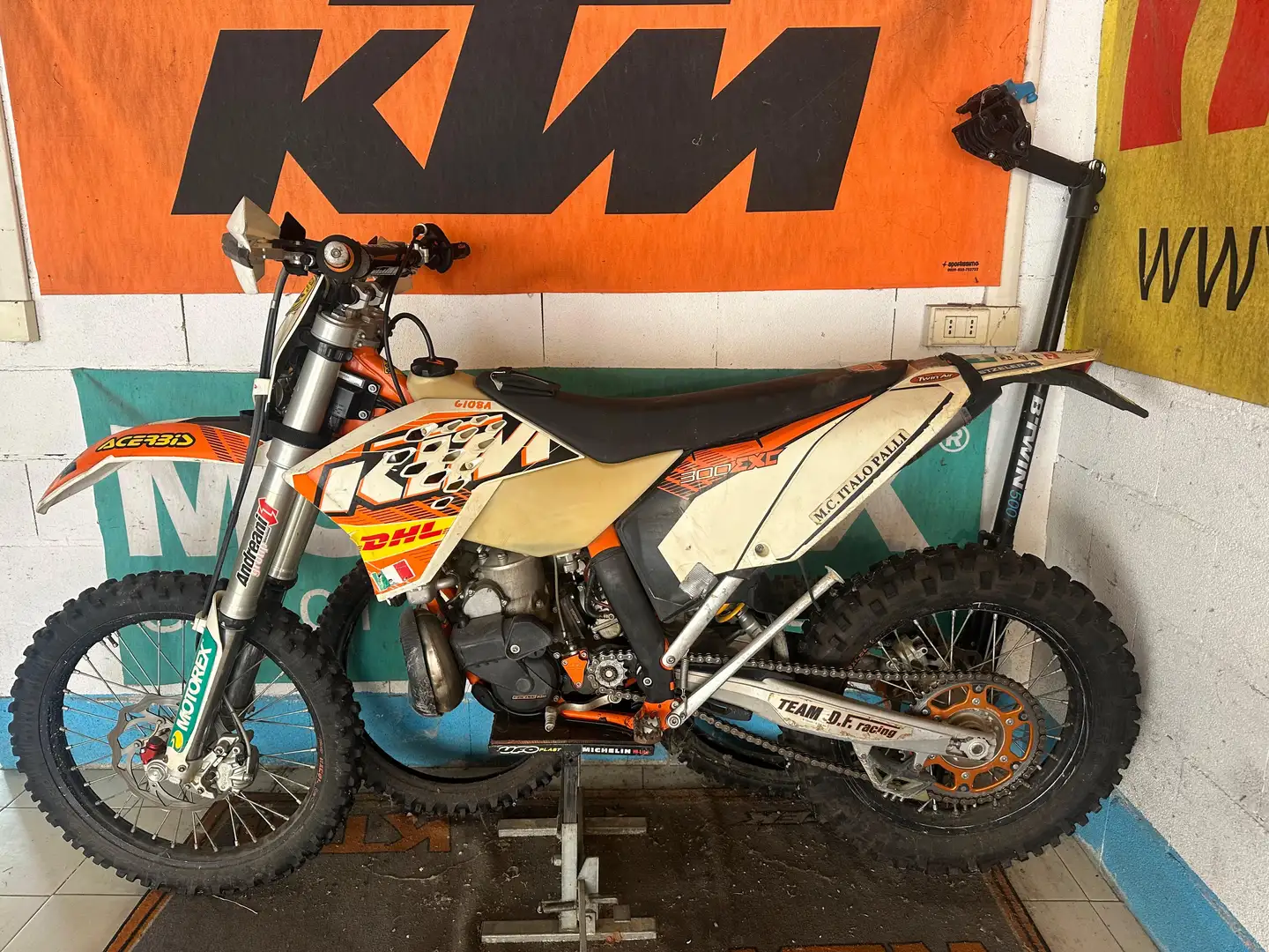 KTM 300 EXC È duro - 1