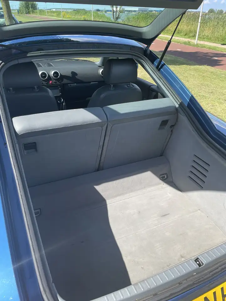 Audi TT Coupe 1.8 T, foto 5