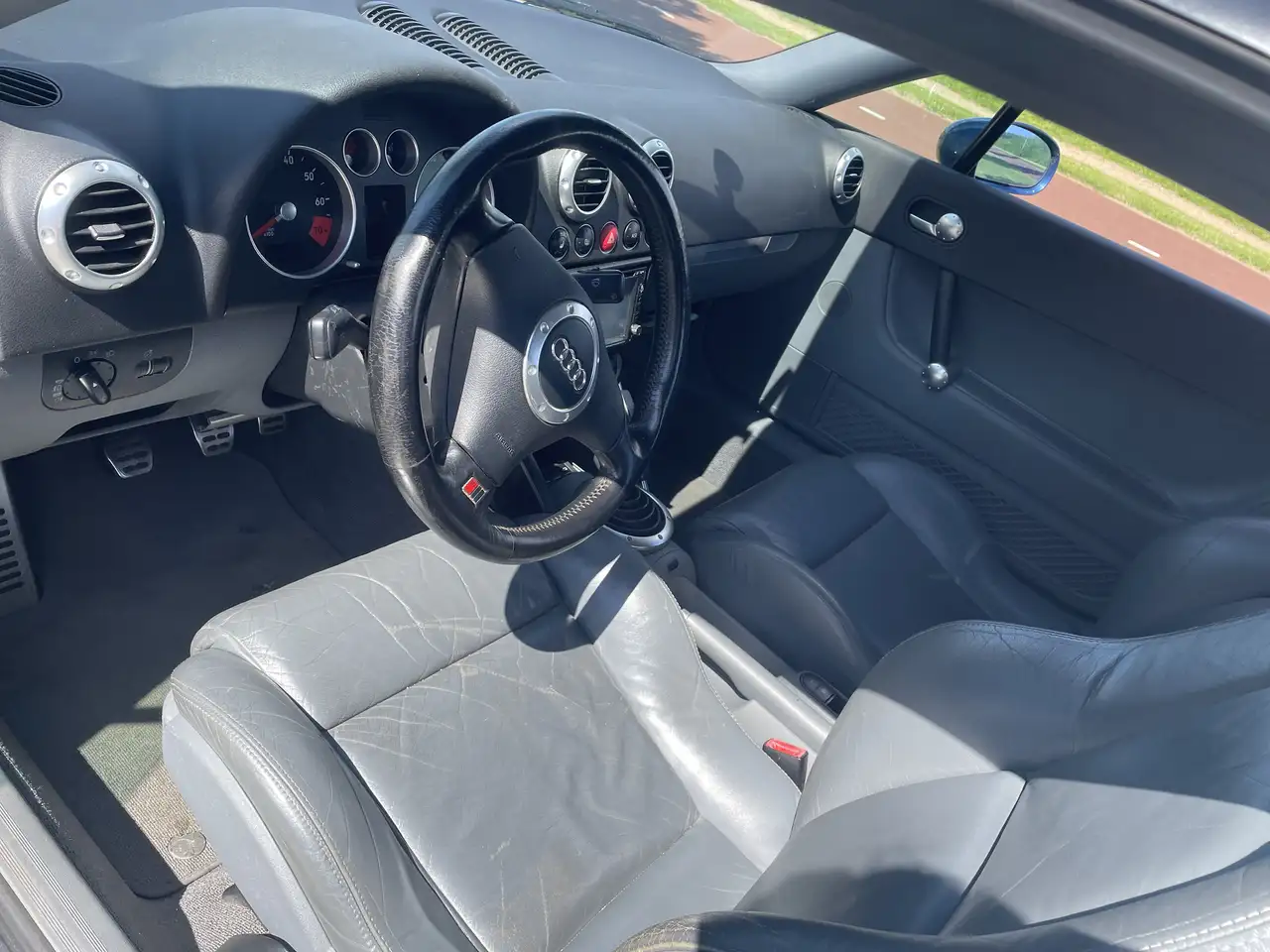 Audi TT Coupe 1.8 T, foto 8