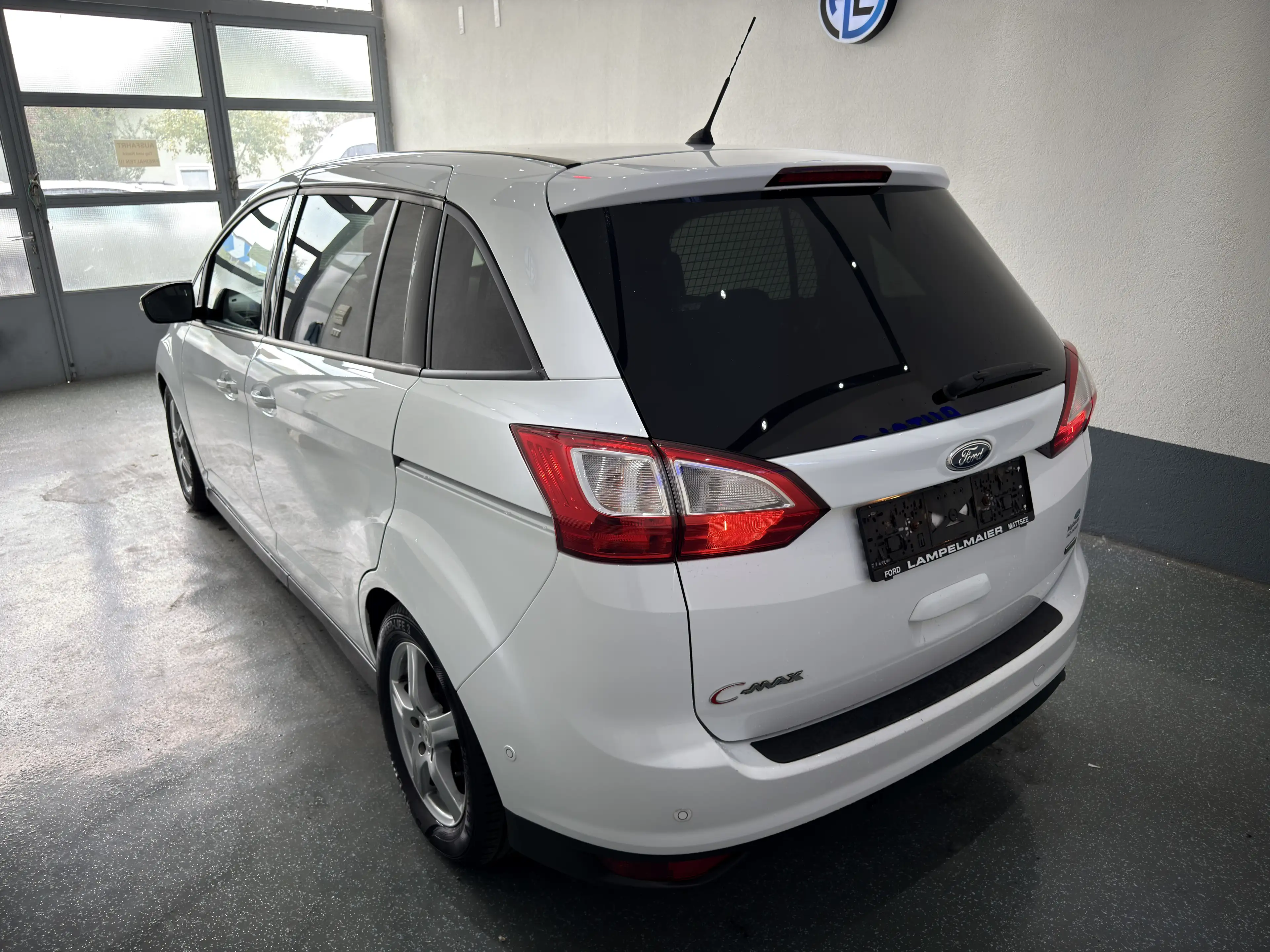 Ford Grand C-Max Trend — photo 5