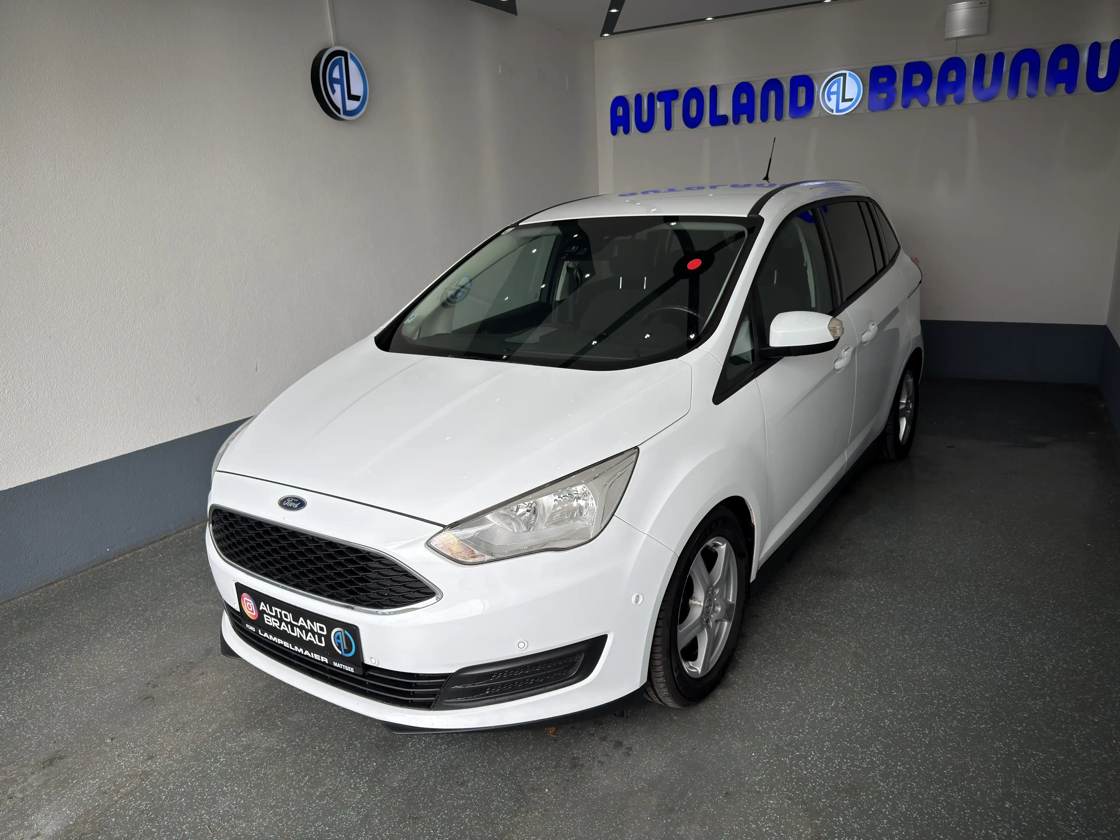 Ford Grand C-Max Trend — photo 2