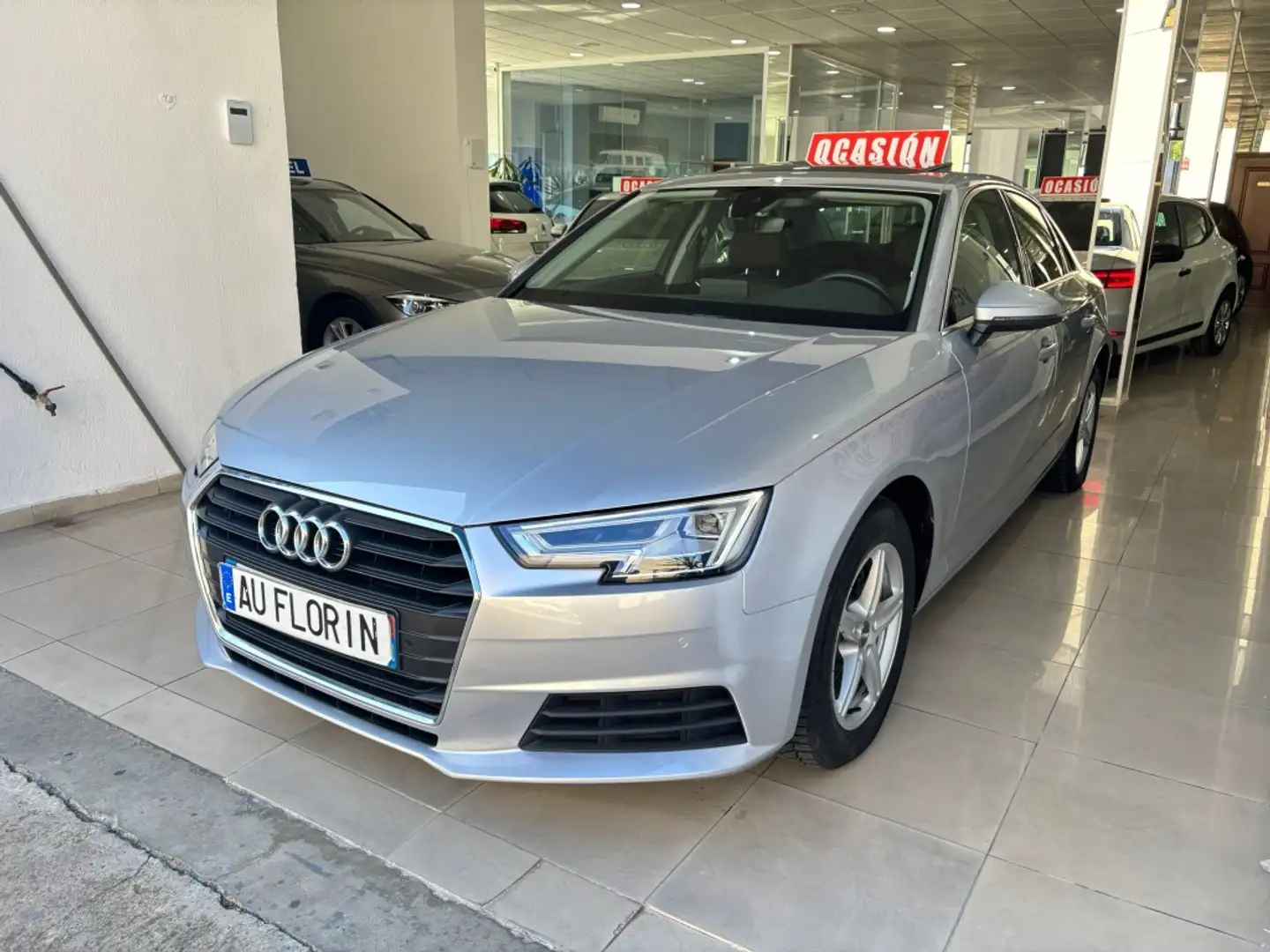 Audi A4 2.0TDI Advanced edition S tronic 110kW Gris - 2