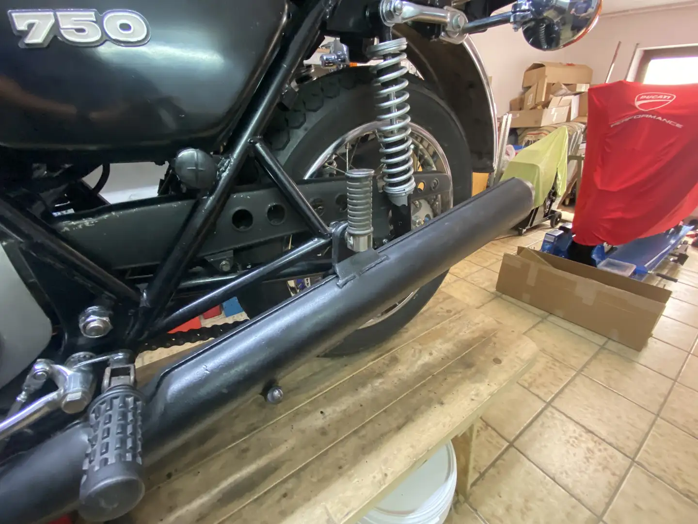 Kawasaki 750 H2 Mach IV - 1