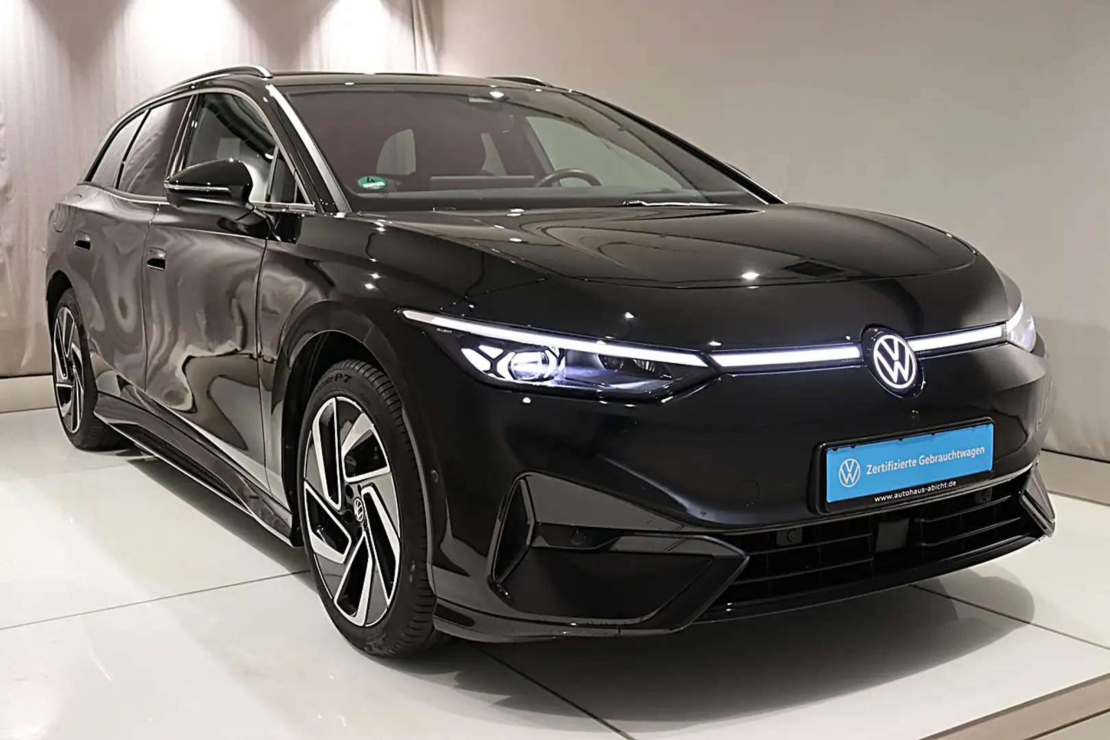 Volkswagen ID.7 Tourer Pro 86kWh AHK Winterr. EasyOpen Wärmepumpe Zwart - 2