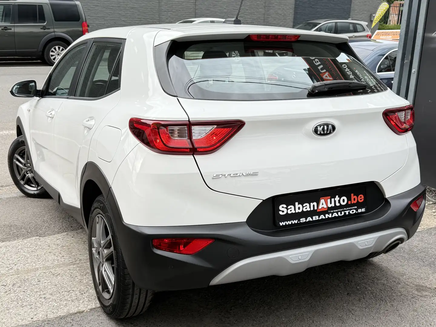 Kia Stonic 1.2i • CARPLAY • CAMERA • AIRCO • JANTES - 2