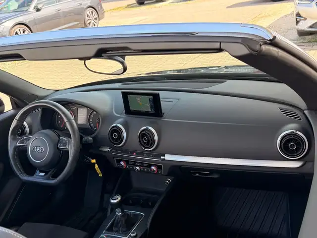 Audi A3 Cabriolet view 15