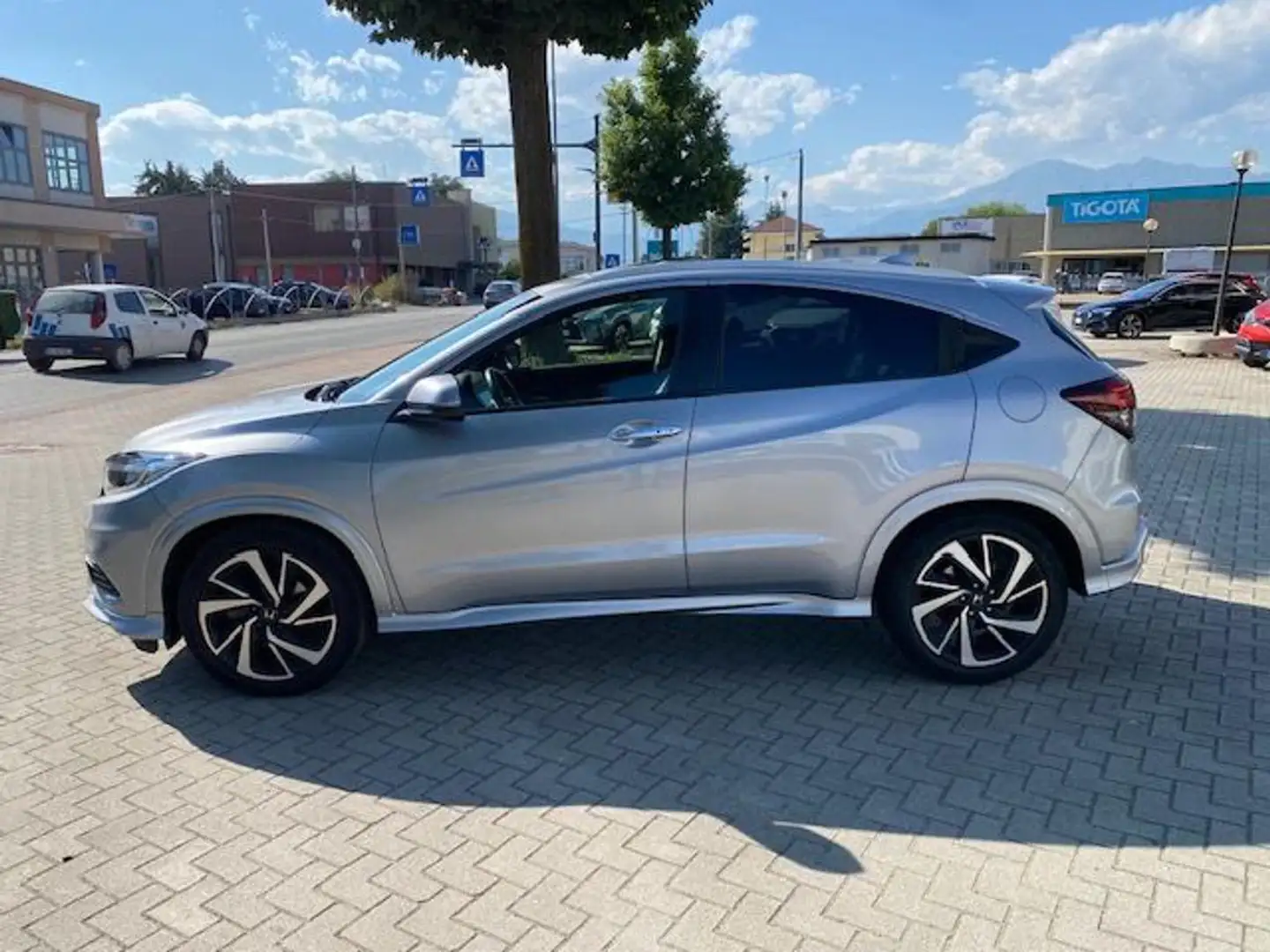 Honda HR-V 1.5 i-VTEC CVT Executive Navi ADAS Occasione! Argento - 2