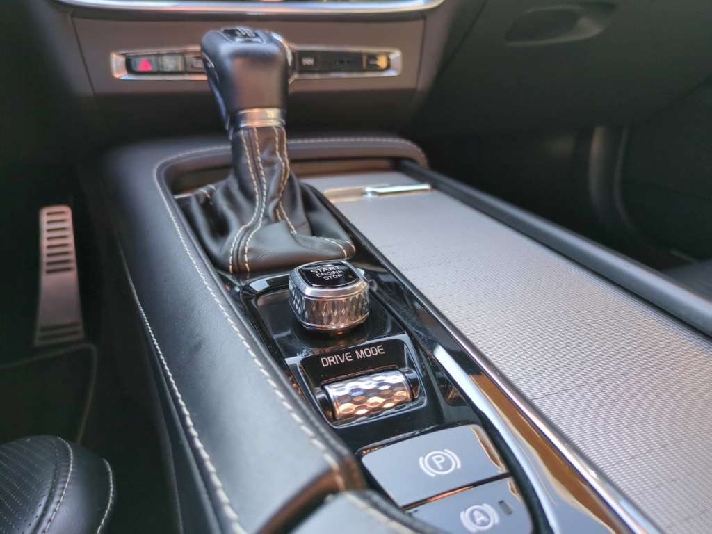 Volvo V90