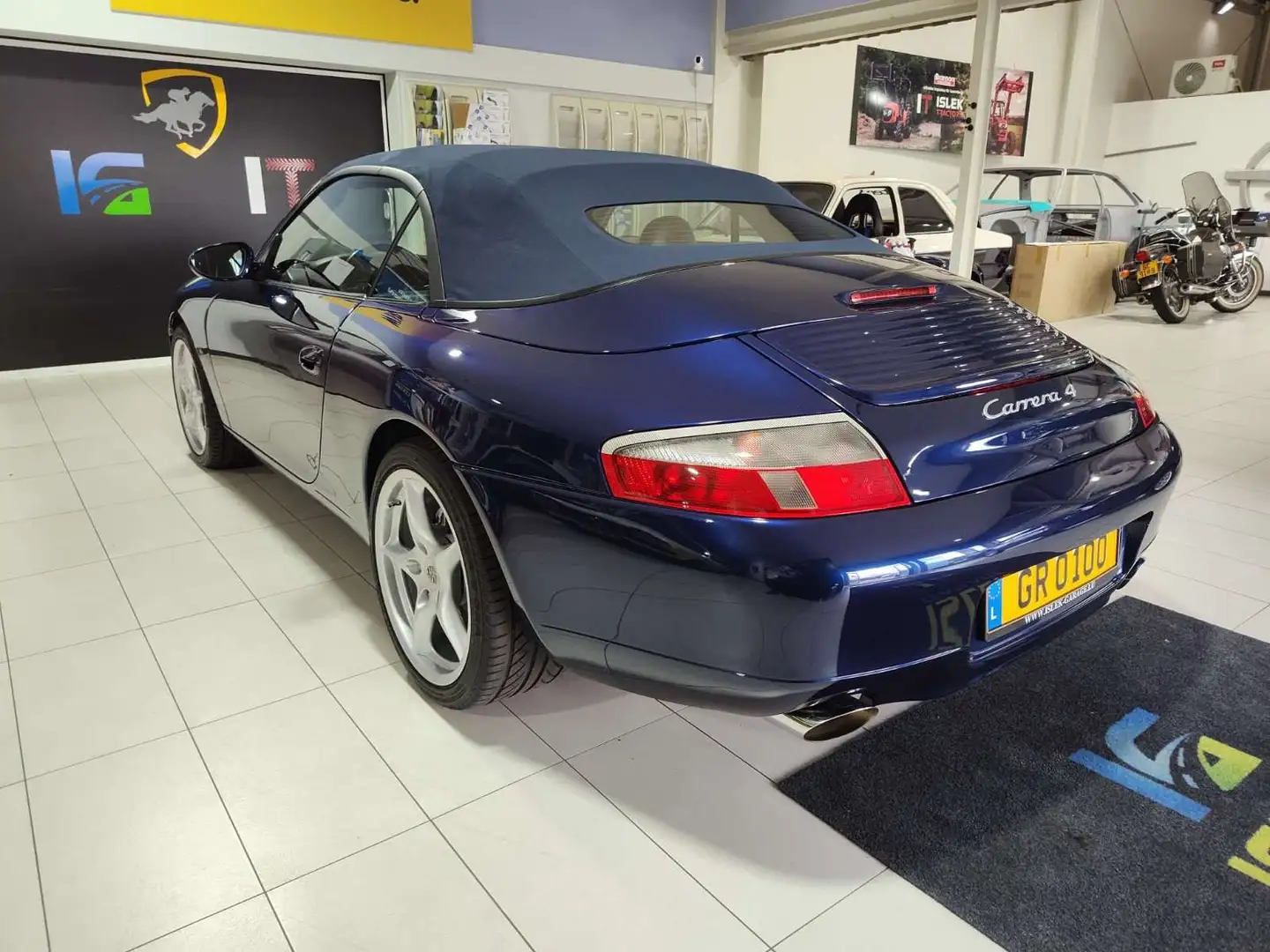 Porsche 911 Carrera 4 Cabrio Bleu - 2