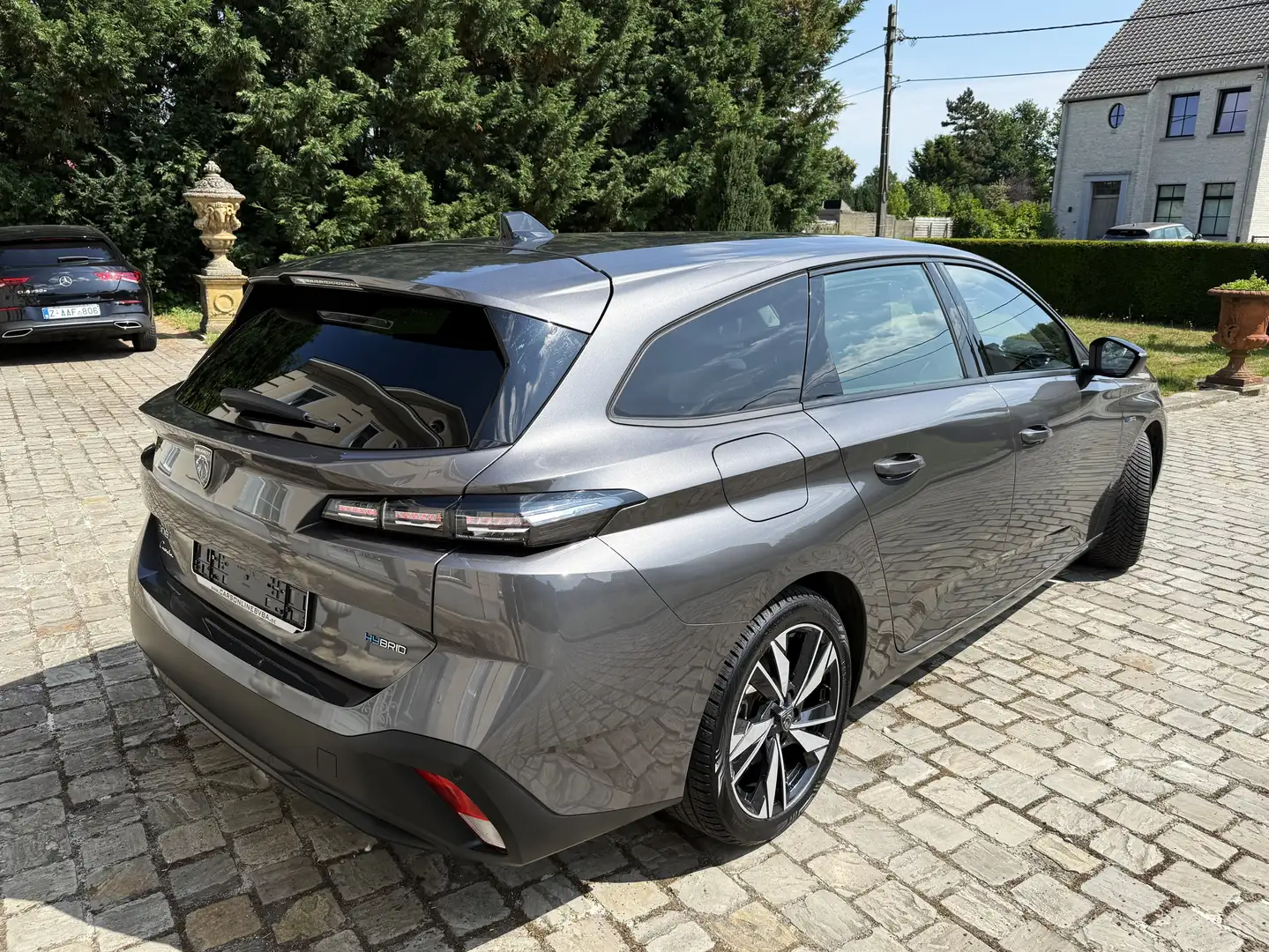 Peugeot 308 SW Hybrid 180 e-EAT8 Active Pack met Garantie! Grigio - 2