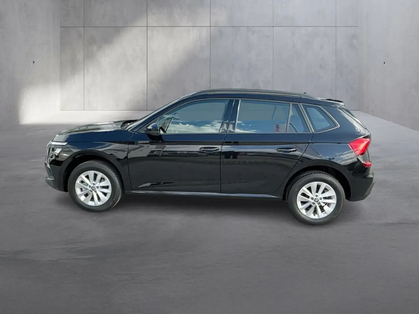 Skoda Kamiq Essence TSI Schwarz - 2