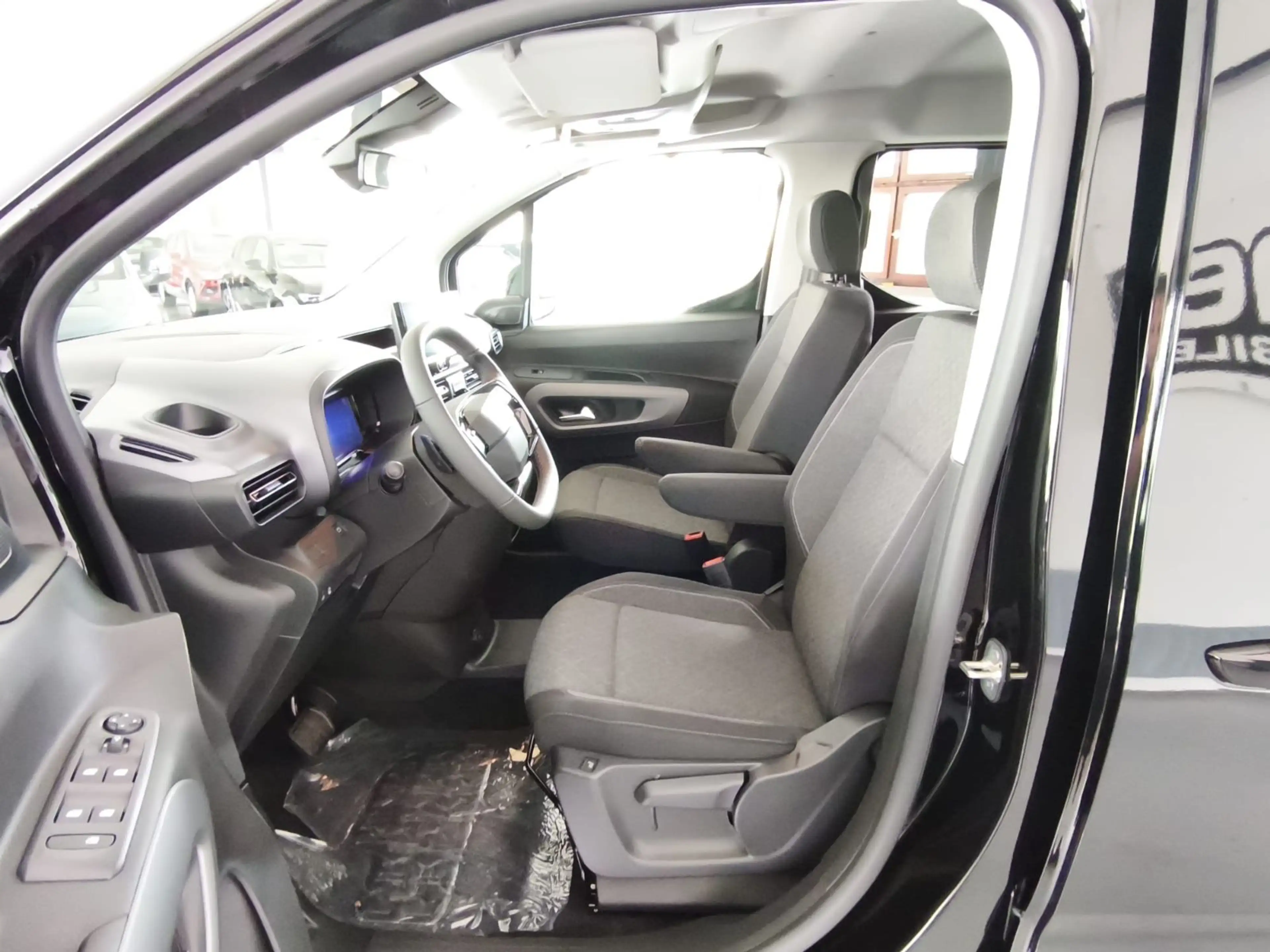 Opel Combo Life Elegance-L2H1-7Sitze,LED,SHZ,RFK,M1 — photo 11