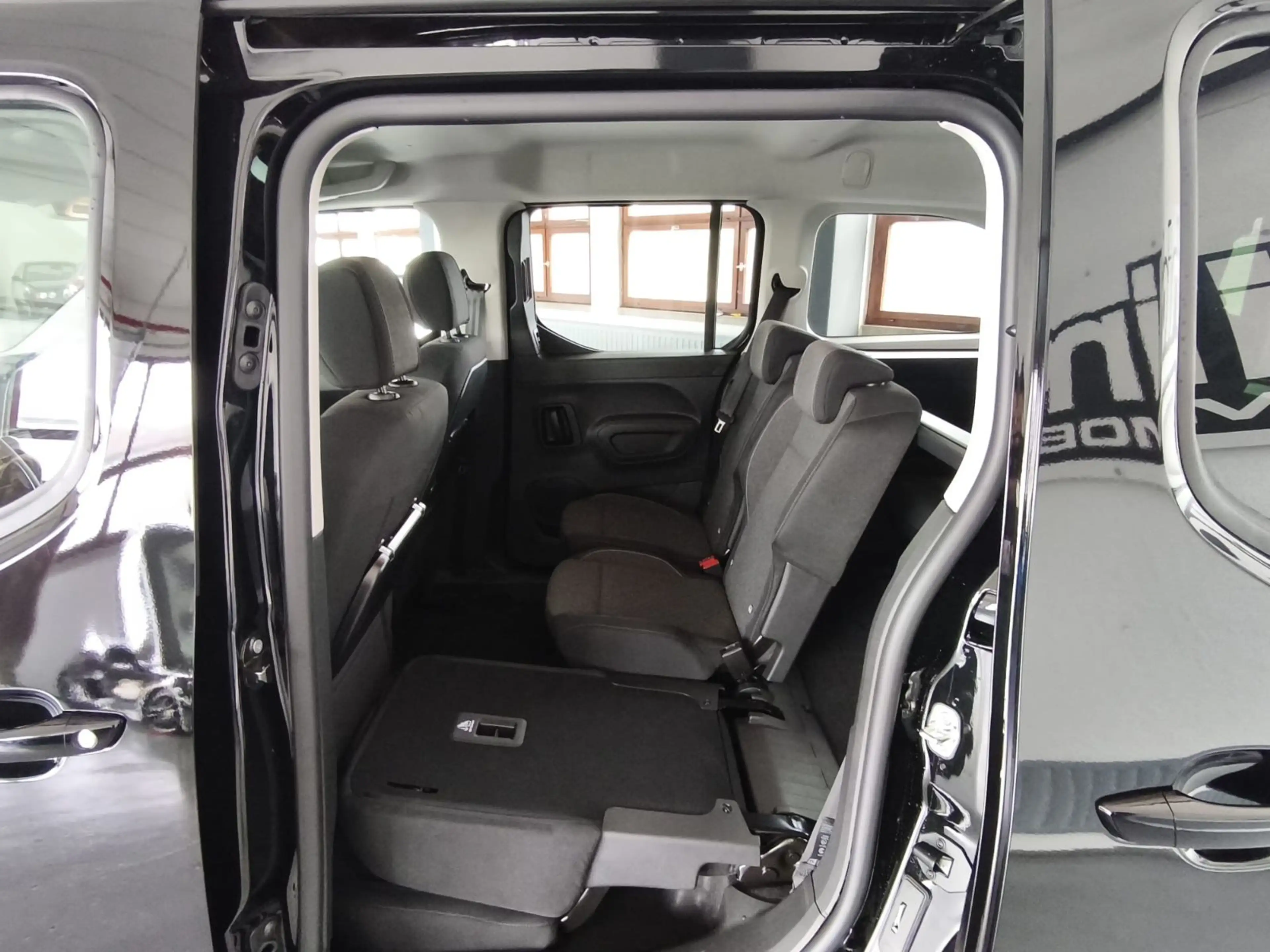 Opel Combo Life Elegance-L2H1-7Sitze,LED,SHZ,RFK,M1 — photo 6