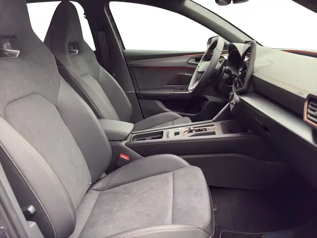 Cupra Leon view 10