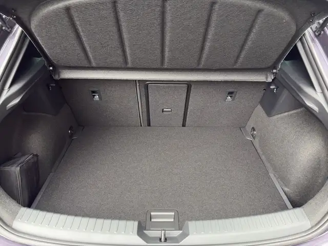 Cupra Leon view 9
