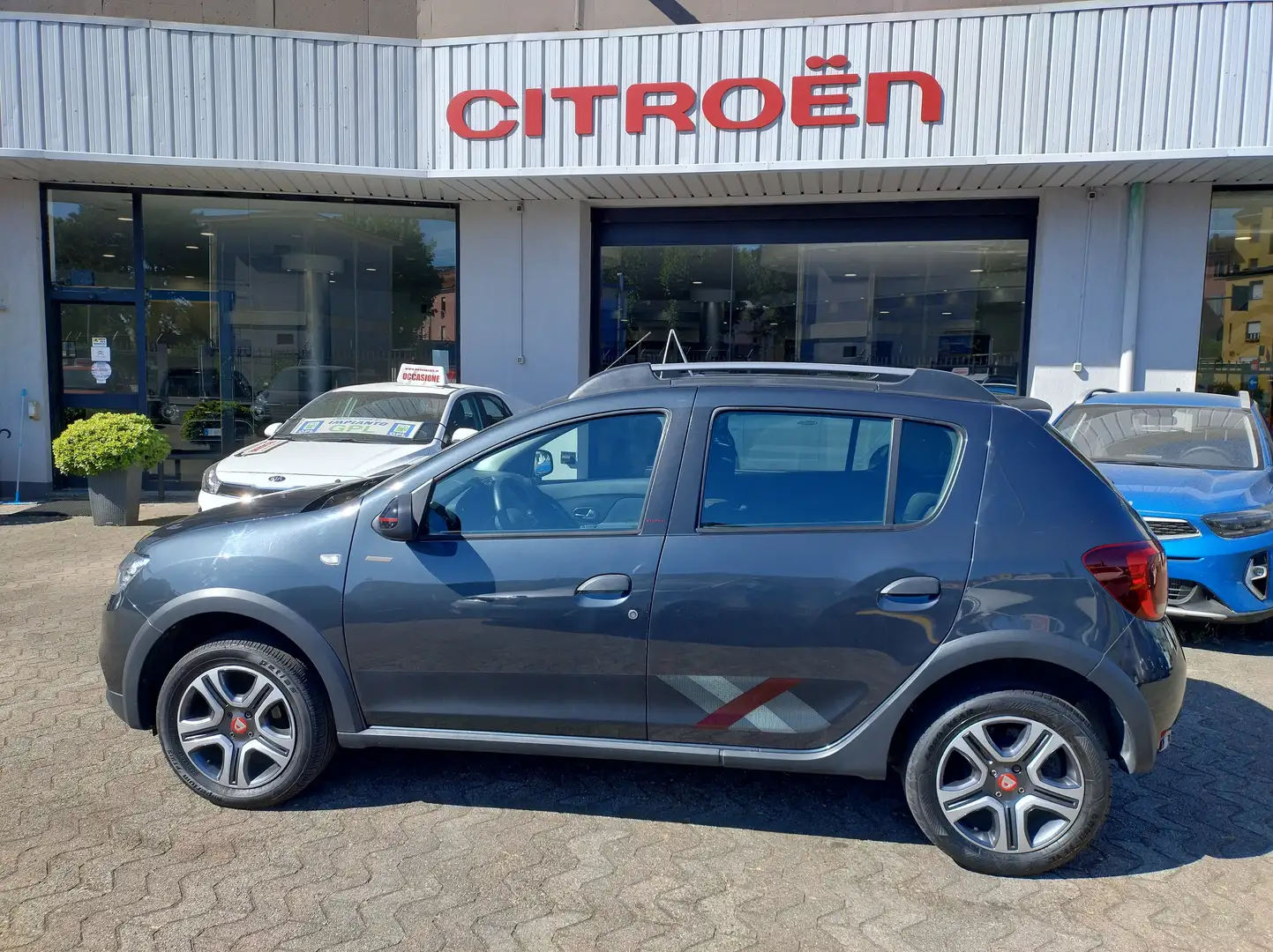 Dacia Sandero *Stepway 0.9 tce Techroad - GARANZIA FINO 36 MESI Grau - 2