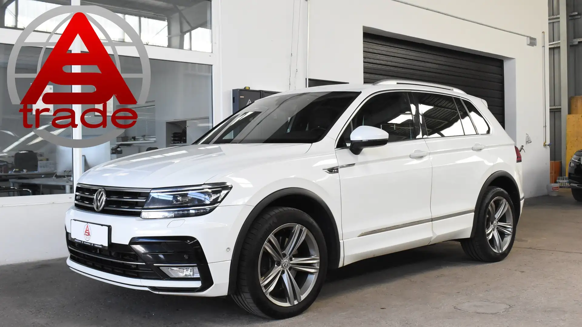 Volkswagen Tiguan *2,0 TDI*Highline* 4Motion*R-line Blanc - 1
