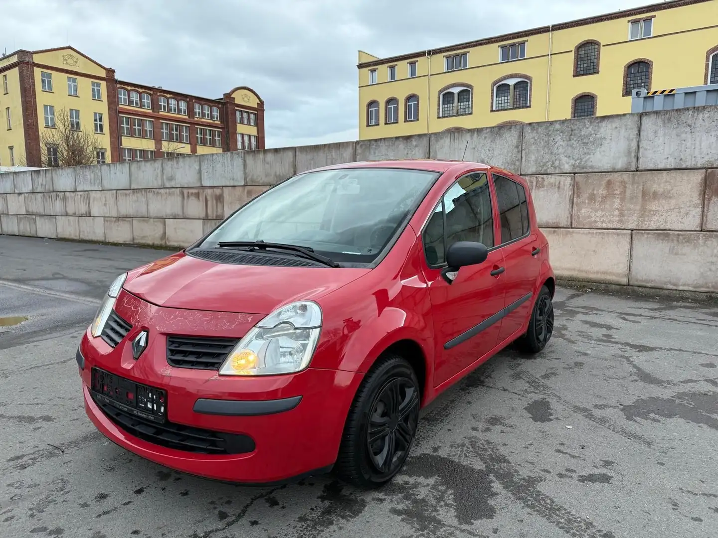 Renault Modus 1.2 16V Dynamique Rot - 1