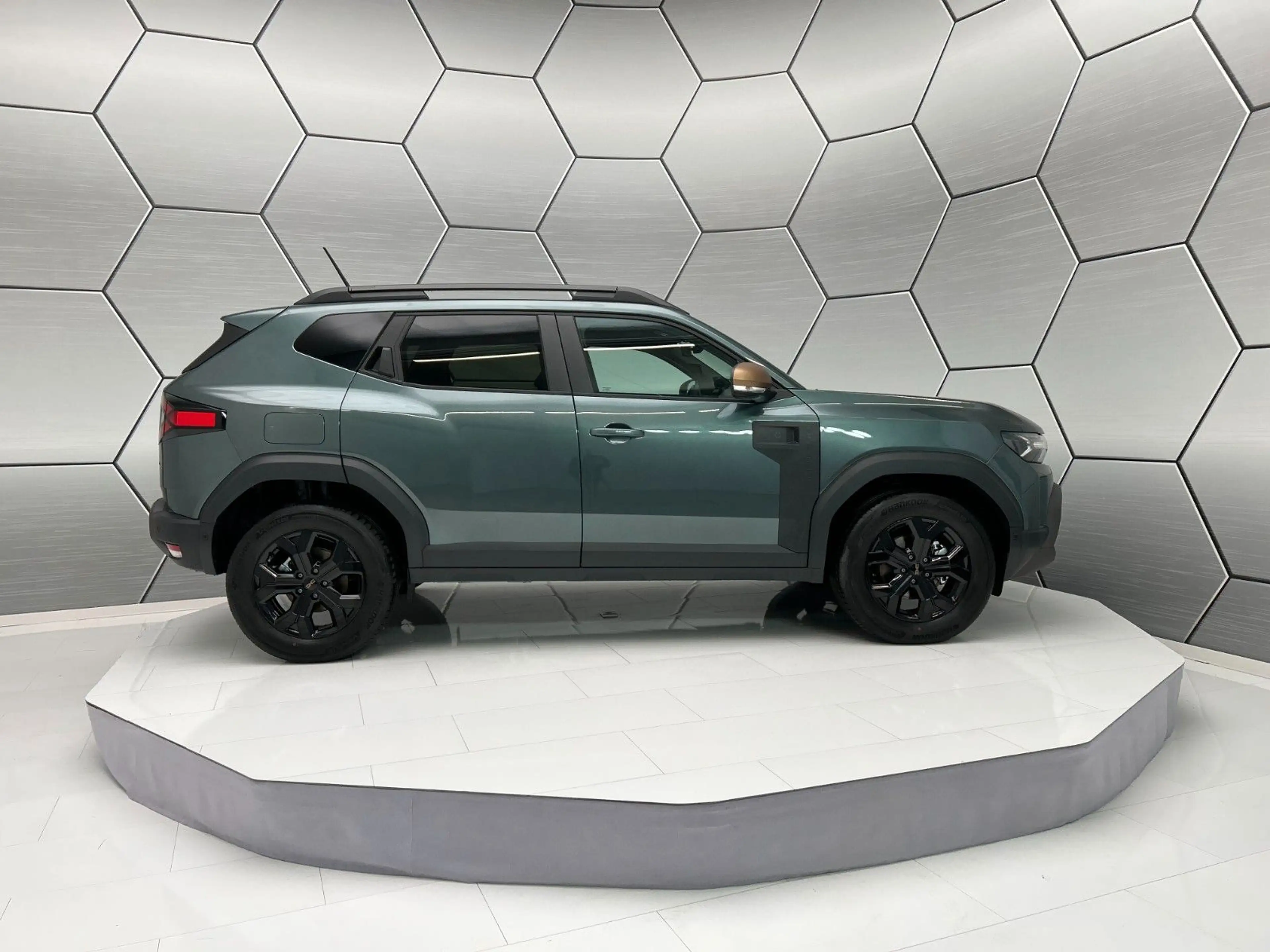 Dacia Duster Extreme hybrid 155 Winter-Plus — photo 7
