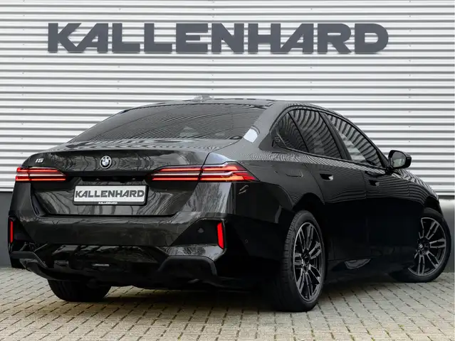 BMW I5 view 2