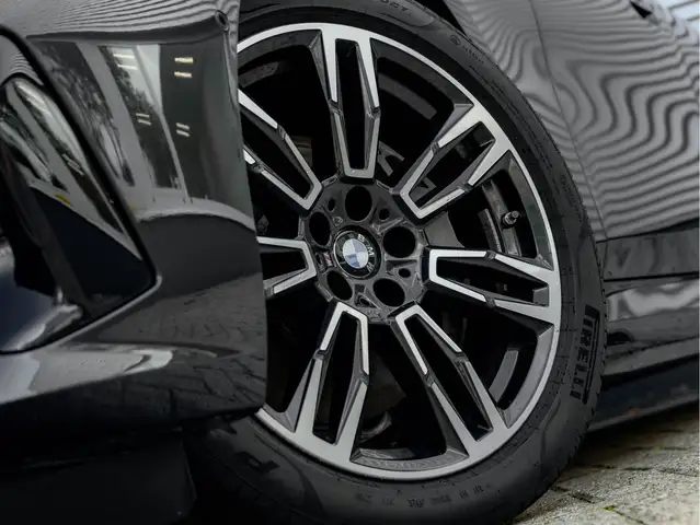 BMW I5 view 14